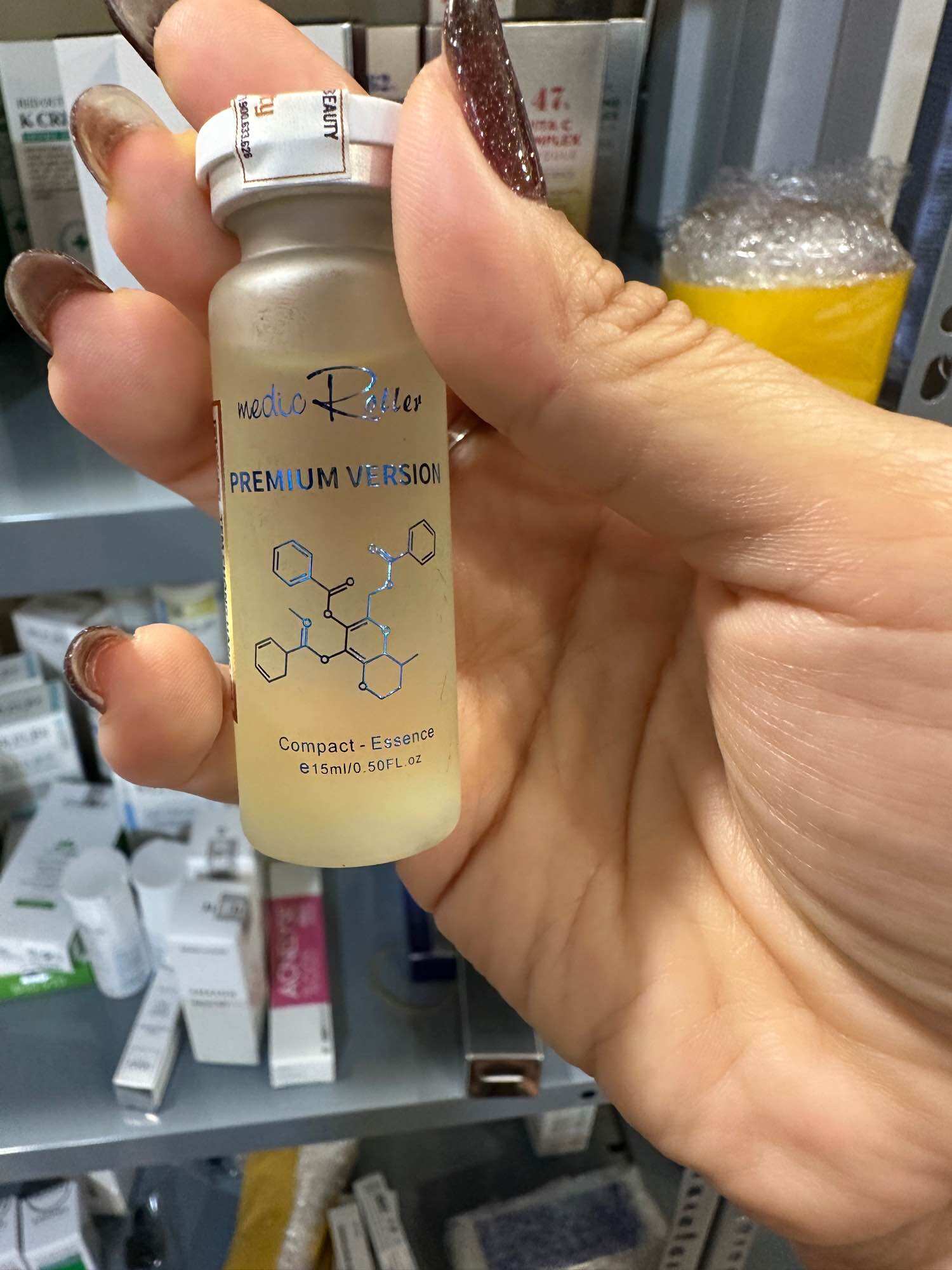 SERUM CHẤM M.UN MEDIC ROLLER (TẾ BÀO GỐC MEDIC ROLLER)