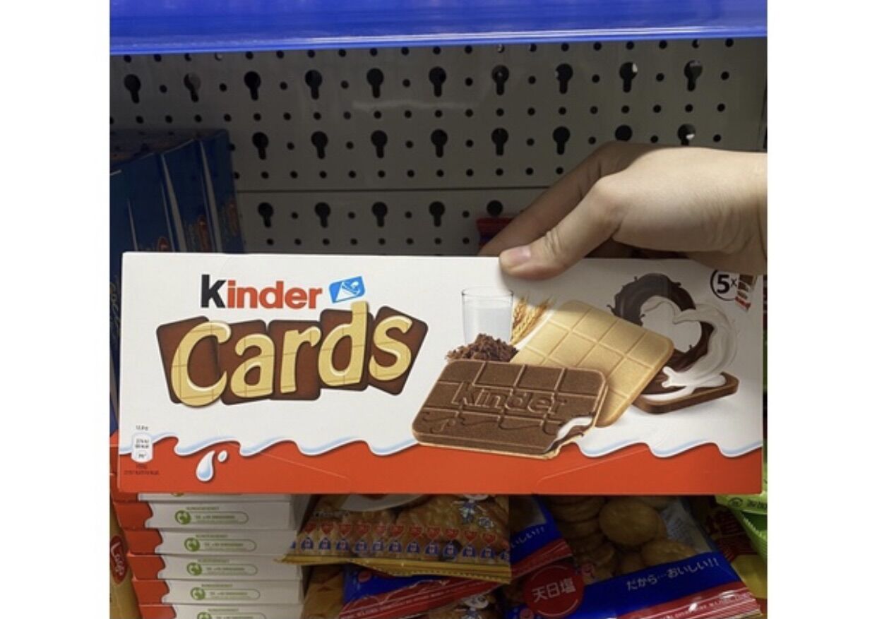 Bánh kinder cards
