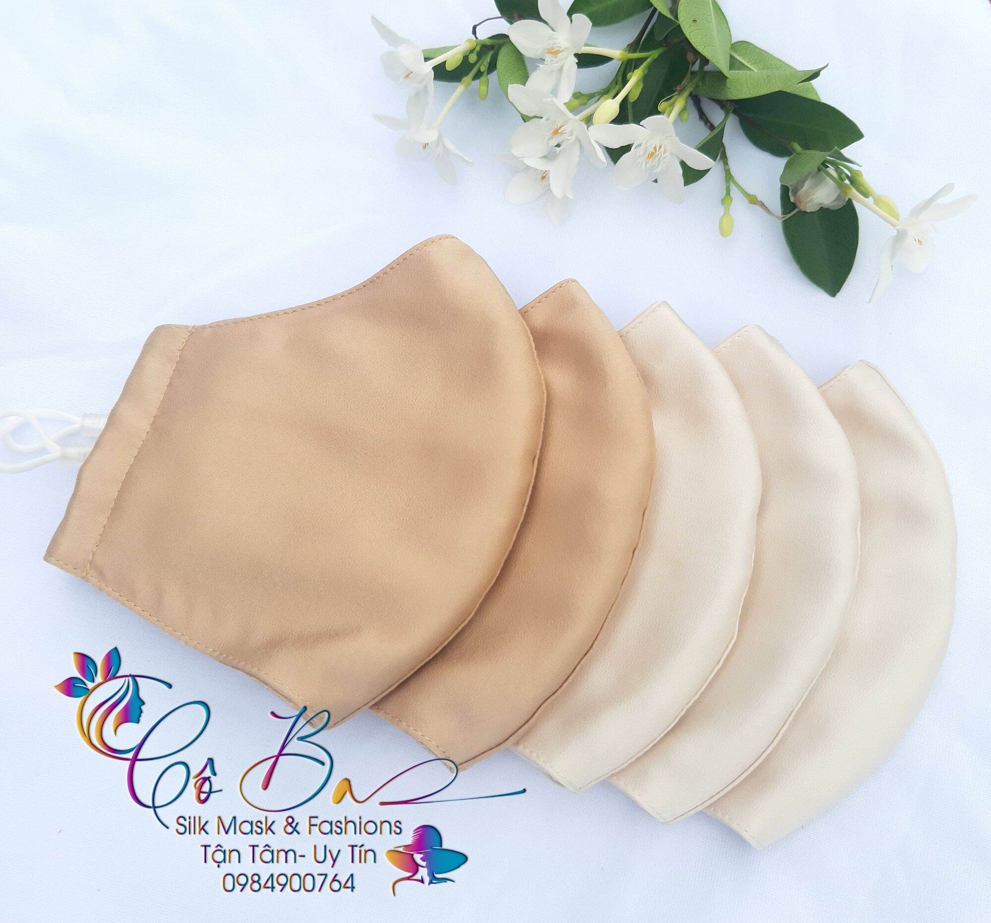 Khẩu trang vải lụa tằm ướt mỏng nhẹ, mềm mát