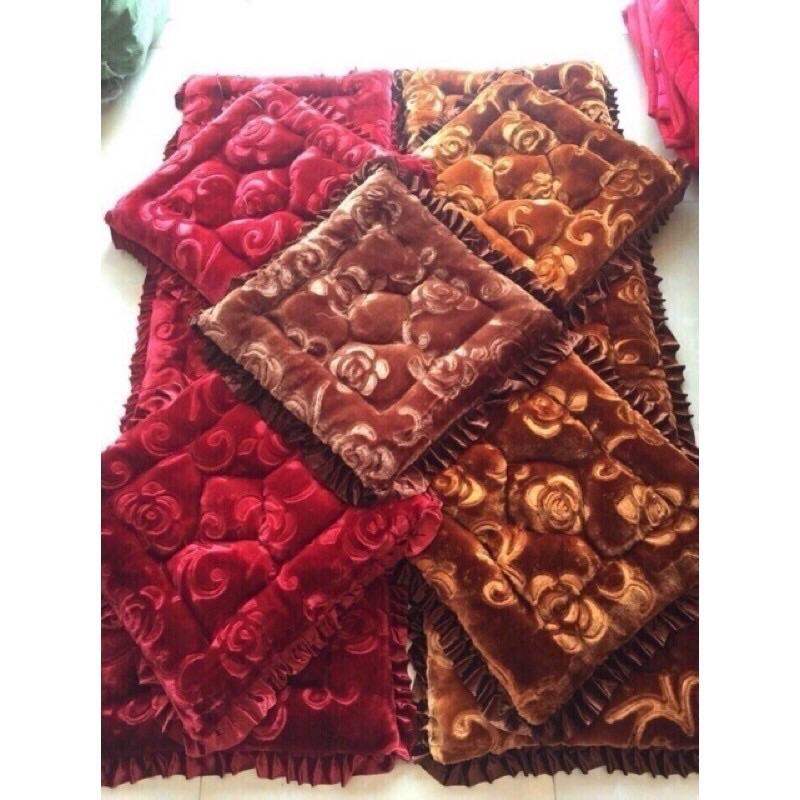 bộ thảm trải lót ghế gỗ