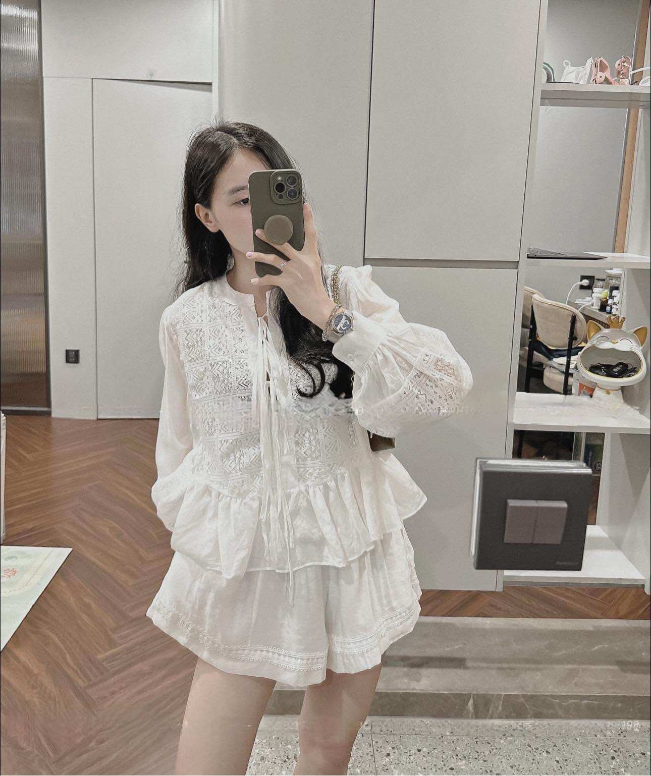 Sét áo váy phong cách tiểu thư sang chảnh
