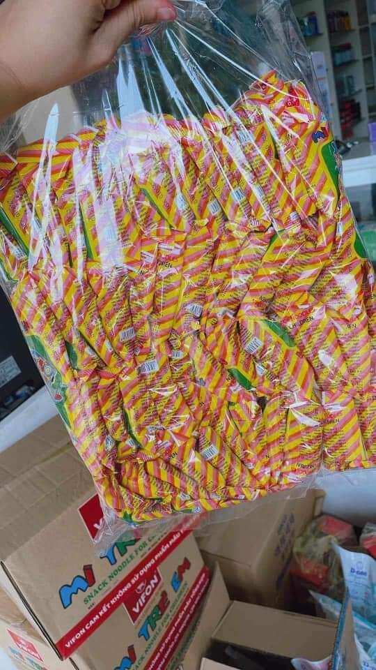Mì Trẻ em Vifon thùng 200 gói 20g