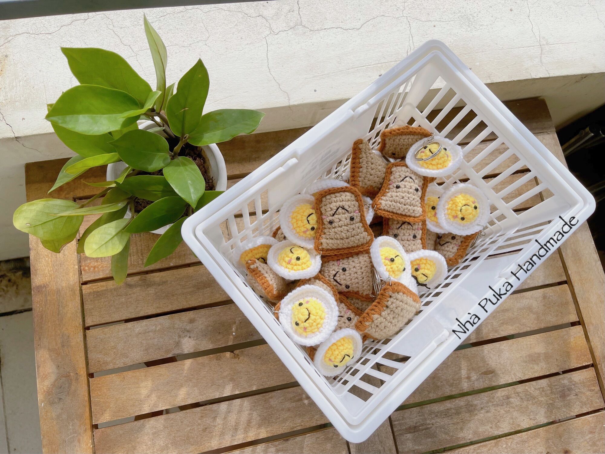 Móc khoá đôi trứng và sanwich bằng len handmade