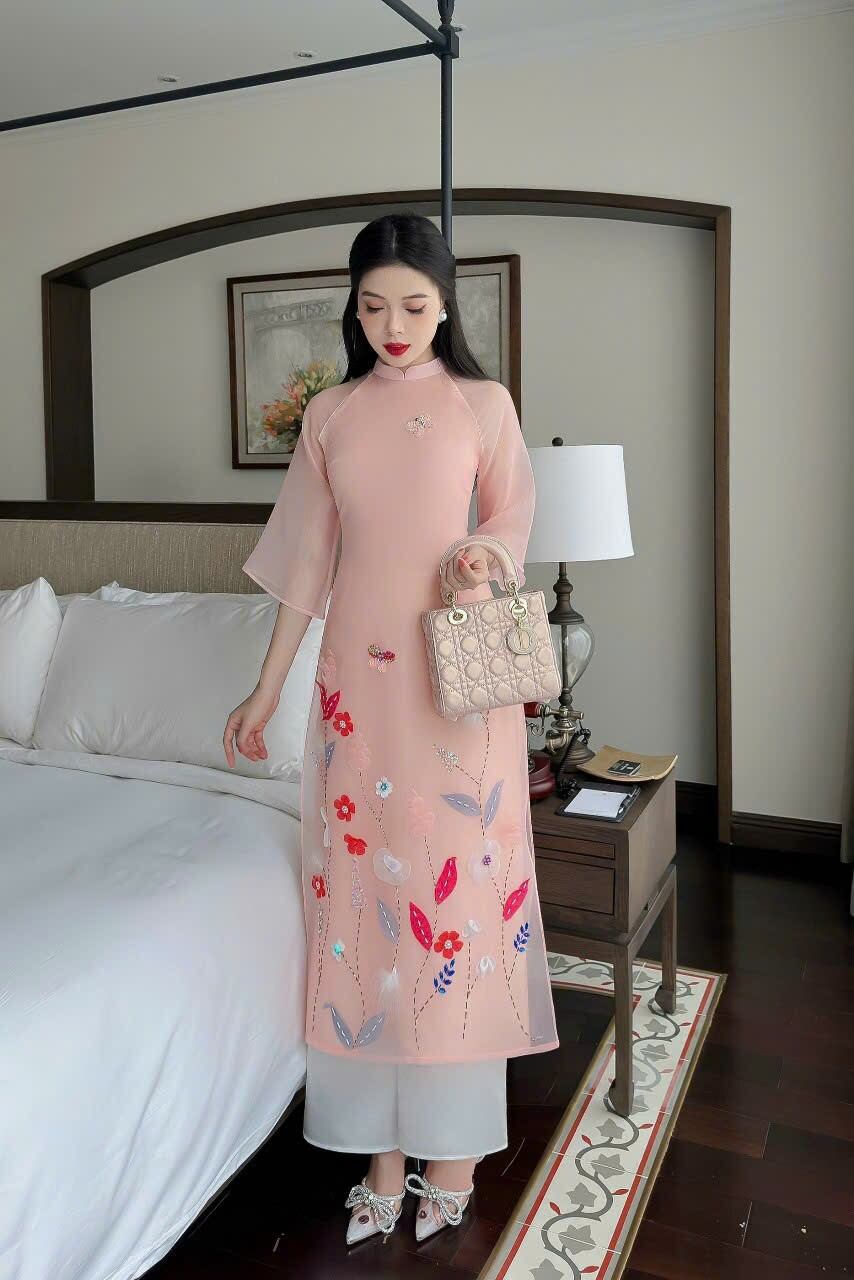 Áo dài cách tân nữ đính hoa cao cấp - A17