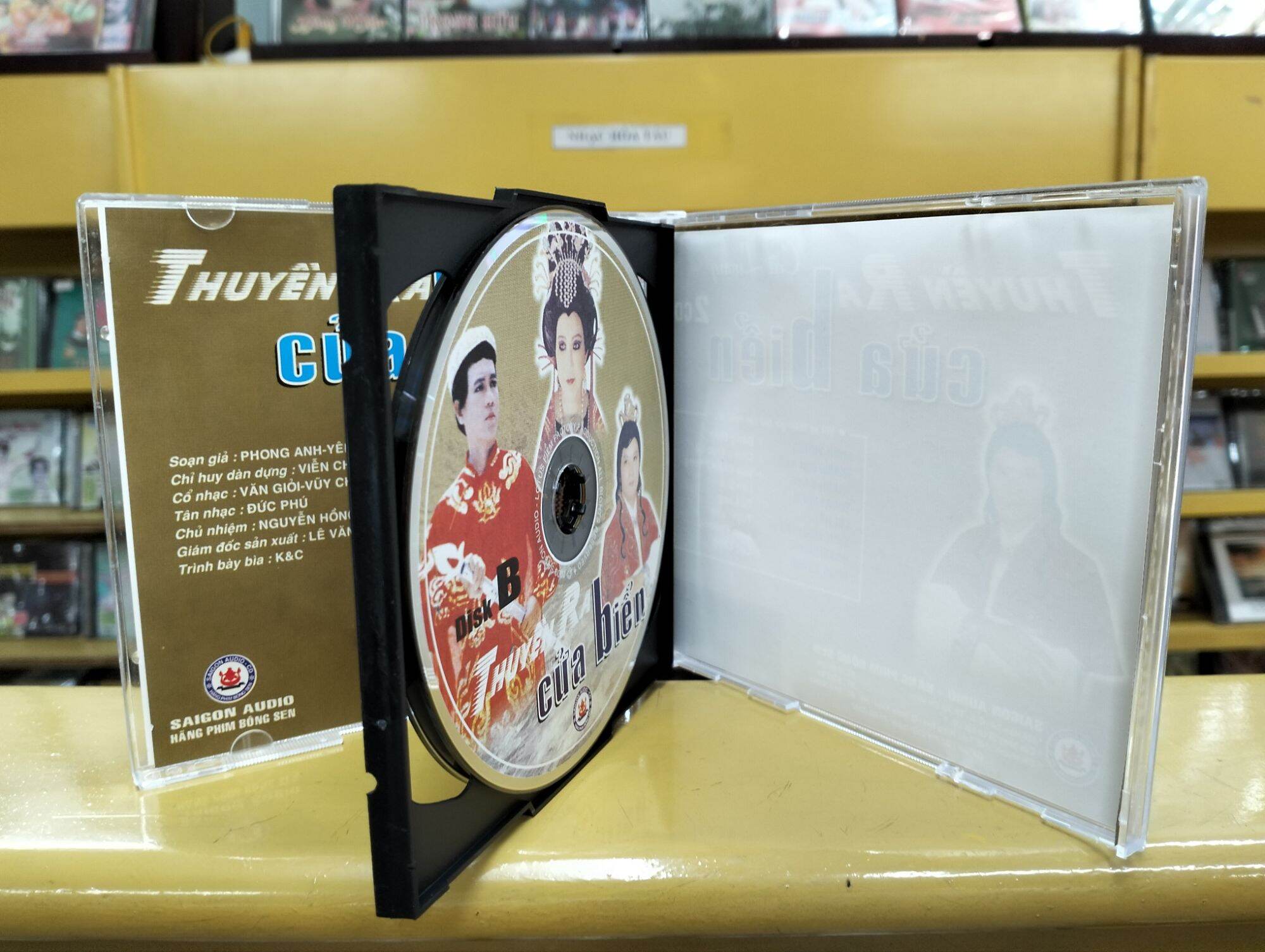 CD cải lương - Thuyền ra cửa Biển