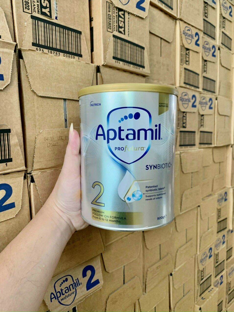 Sữa aptamil úc số 2 hộp 900g mẫu mới date 5/2023
