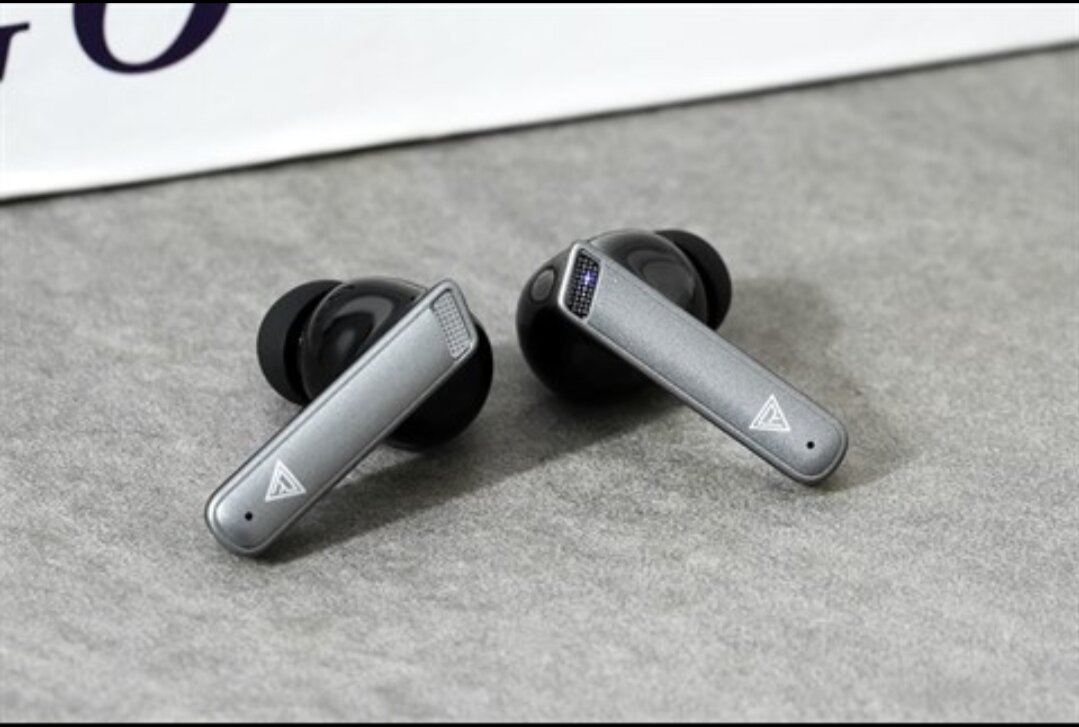 Tai nghe Bluetooth True Wireless Rezo Air trưng bày 99%