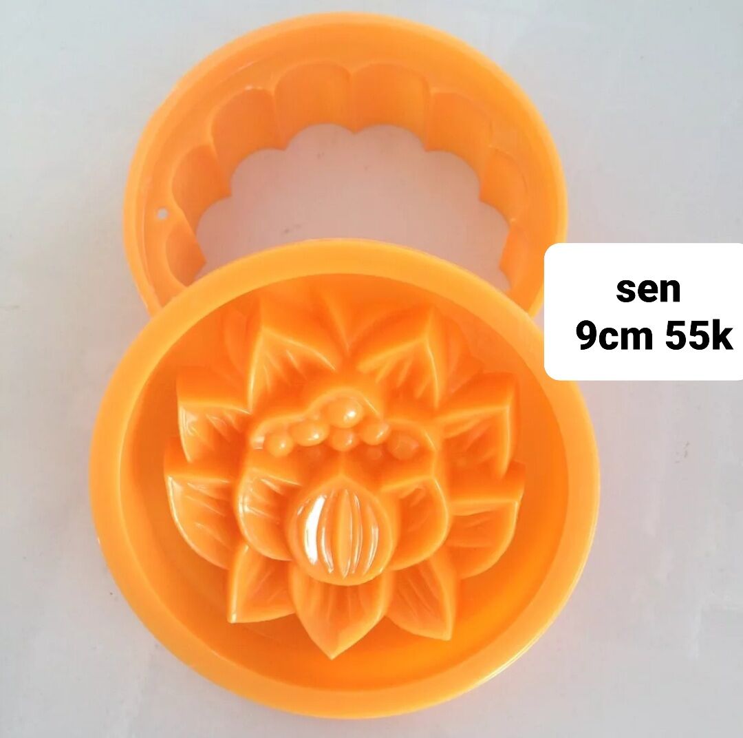Khuôn nhấn xôi hoa sen 9cm