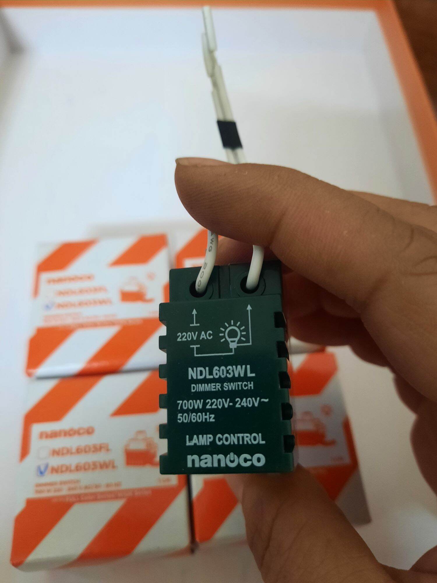 Công tắc chỉnh đèn PANASONIC Dimer Đèn