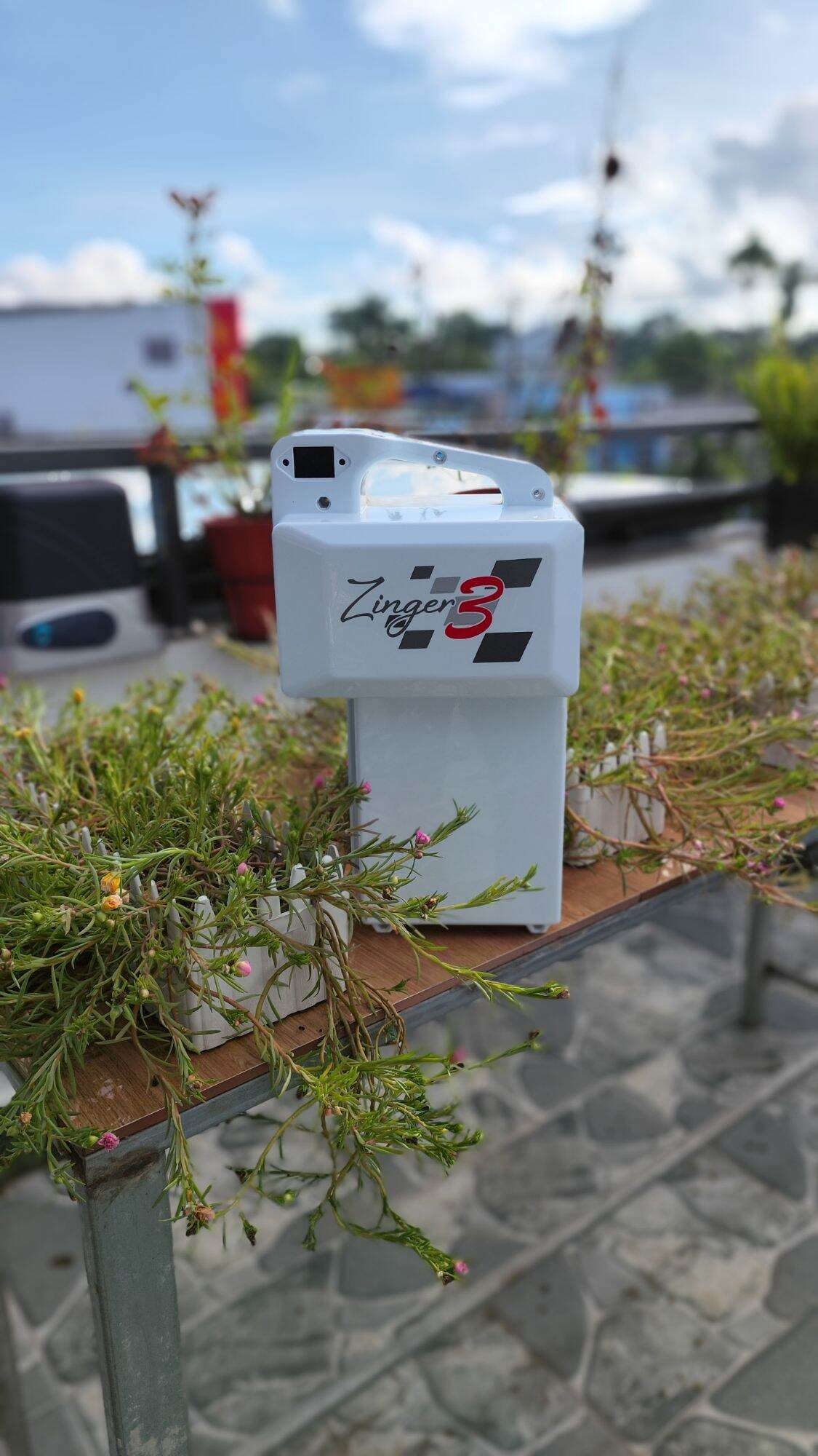 Hộp bình xe đạp điện pega
