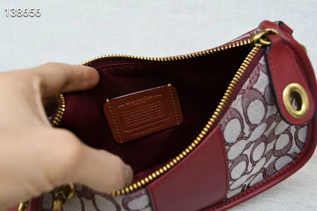 Túi Coach Swinger C0721 xuất xịn