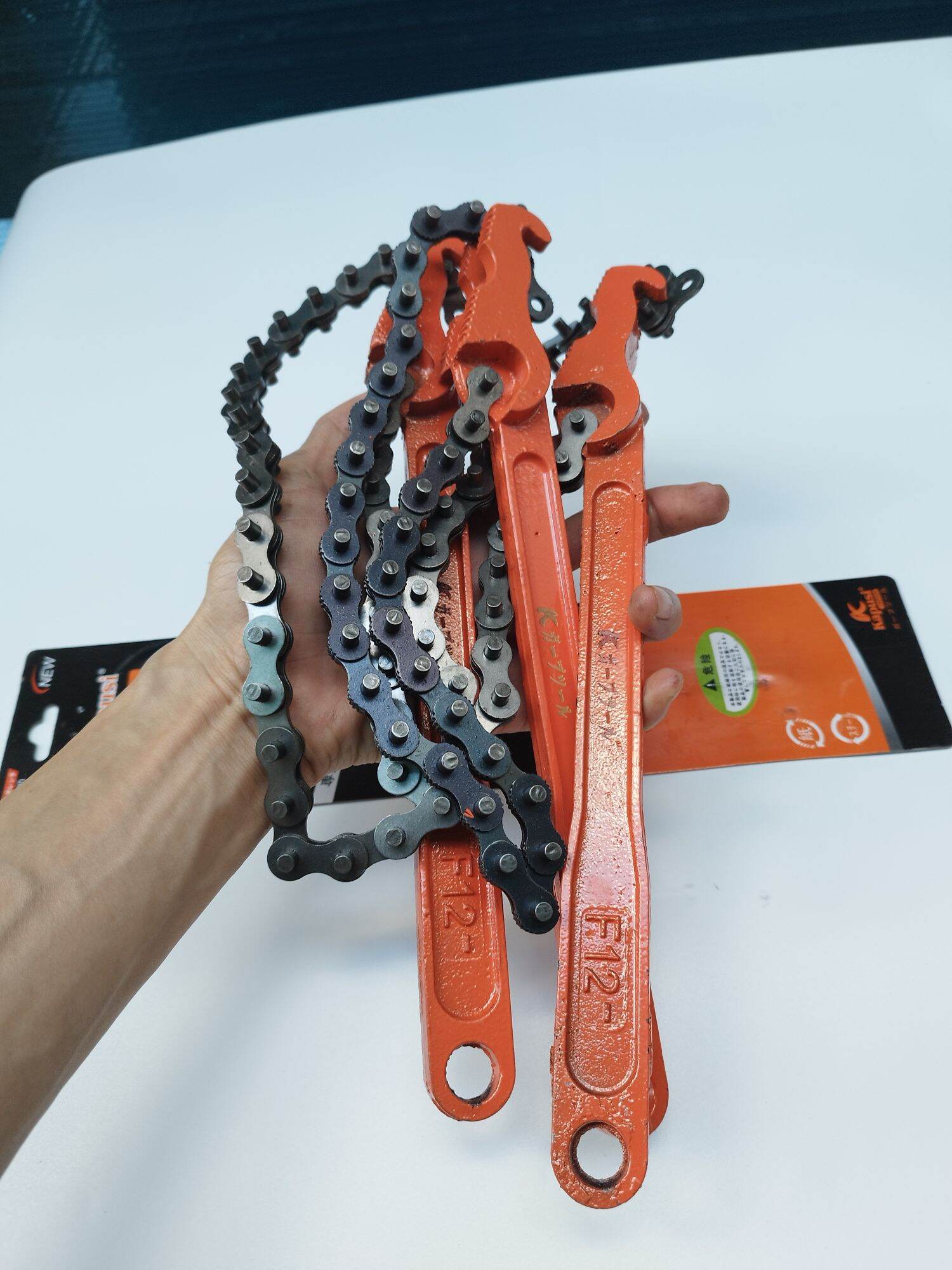 CẢO DÂY XÍCH, MỎ LẾT XÍCH KAPUSI