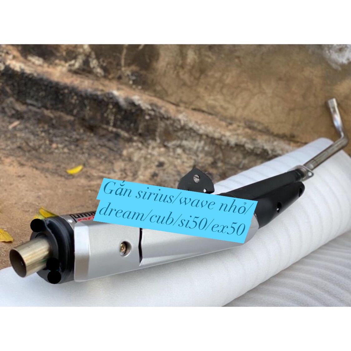 Pô uma v4 + cổ + ốp gắn sirius và cub50