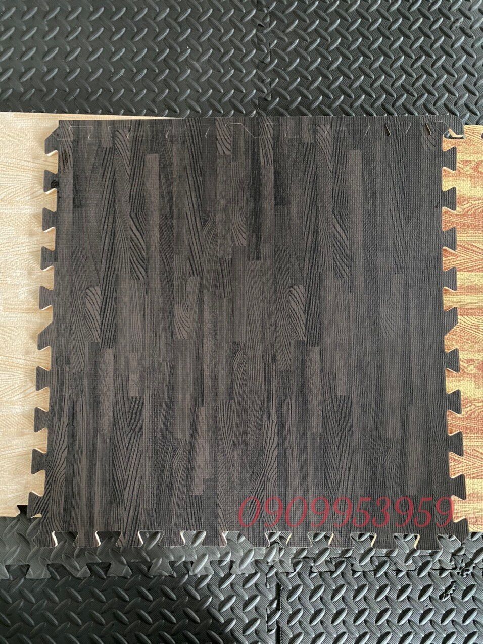 Sale thảm xốp vân gỗ trắng 60×60×1cm