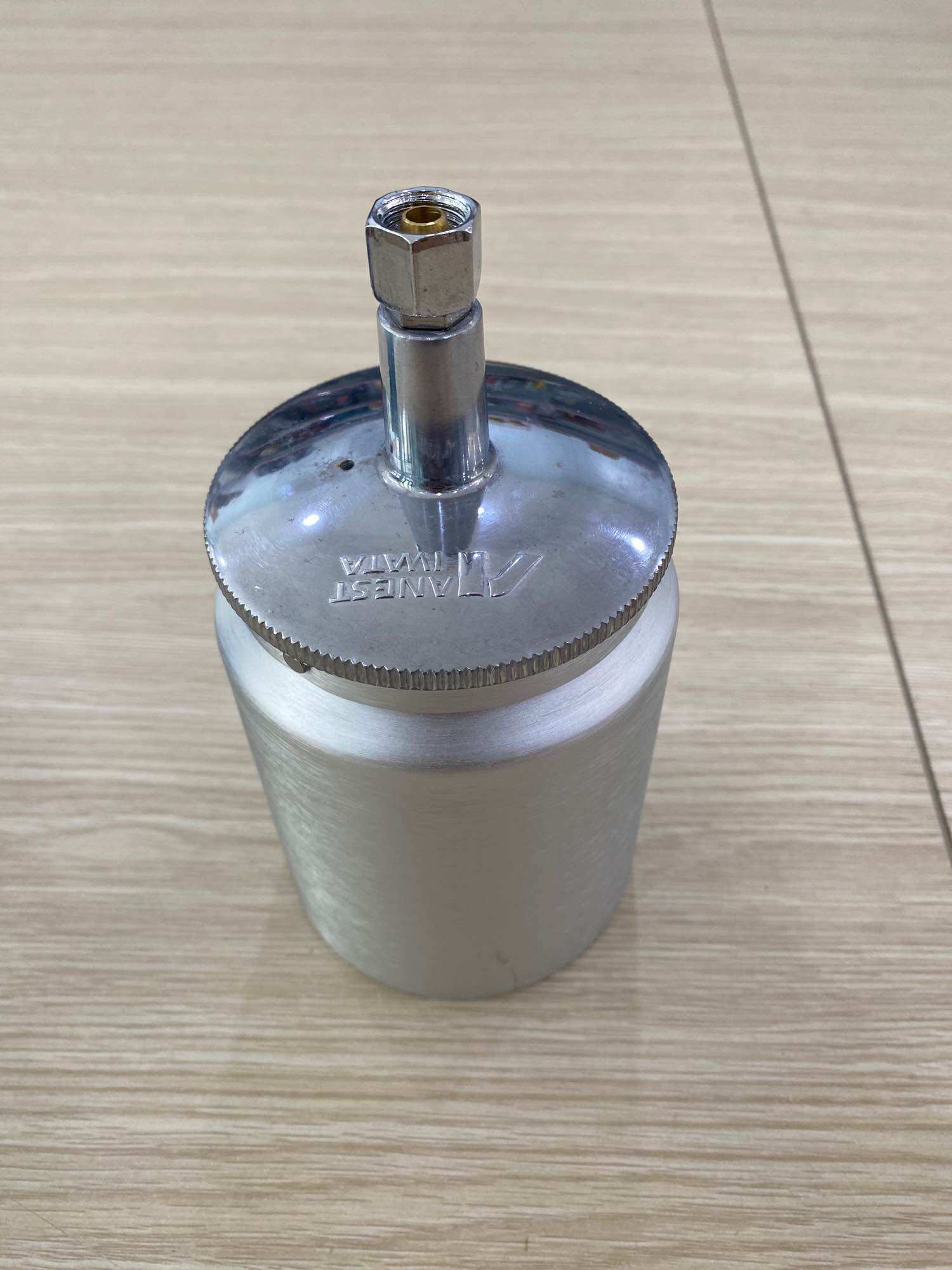 Cốc chứa sơn Iwata PC-2 (Dung tích 600ml, ren 1/4'')