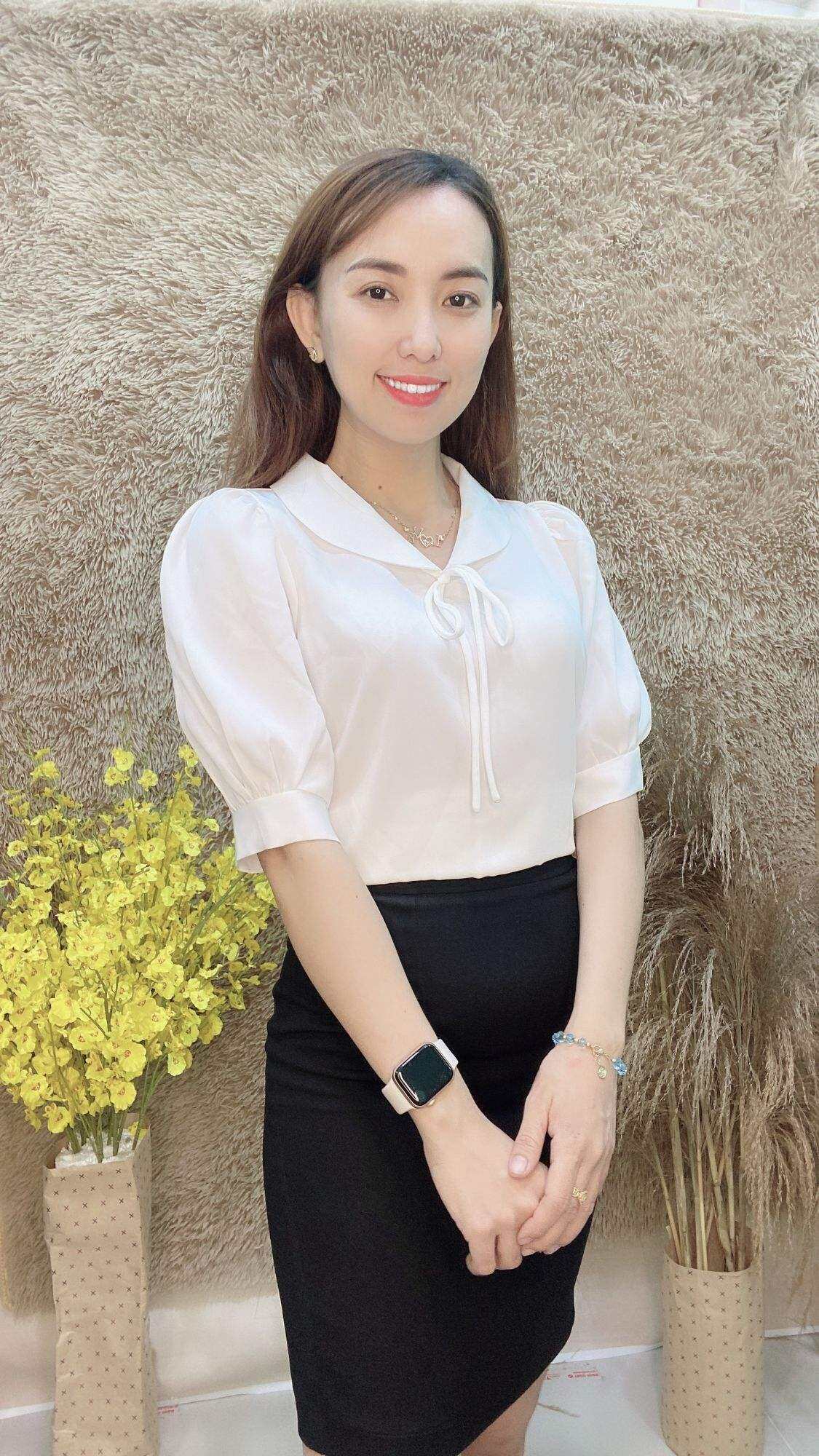 ÁO KIỂU NỮ - CÔNG SỞ ĐẸP - ÁO CỔ DÚN BÈO TAY LỠ -