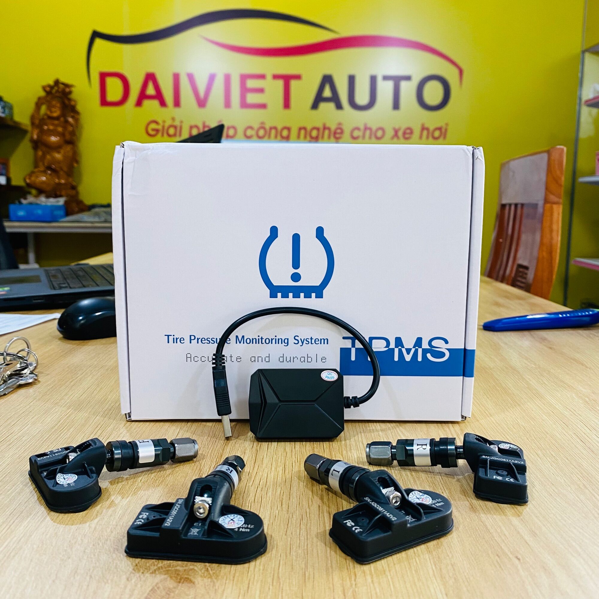 TPMS Cảm biến áp suất lốp giá rẻ tích hợp Màn Android Van Trong