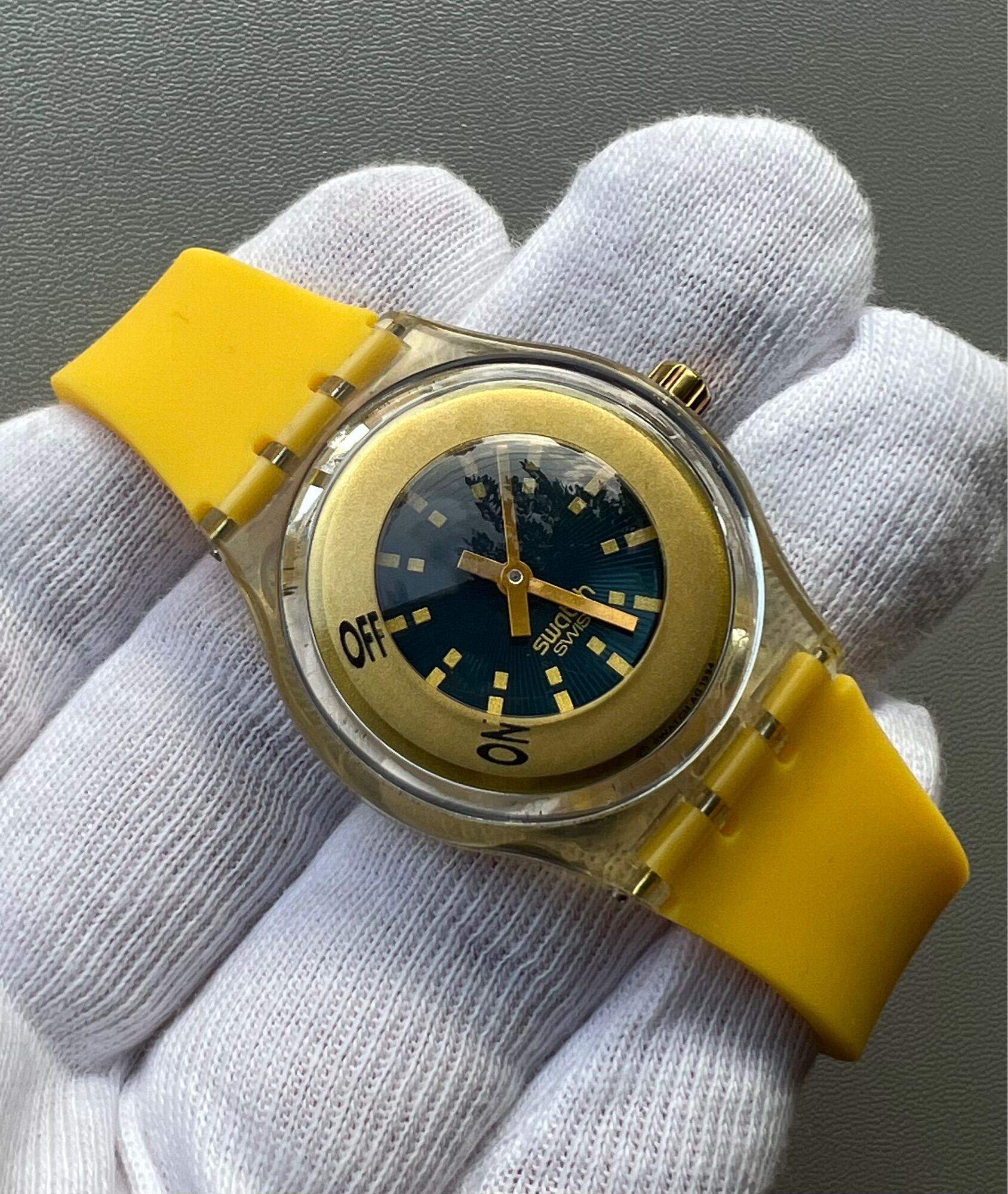 Swatch mẫu hiếm radio control 33mm