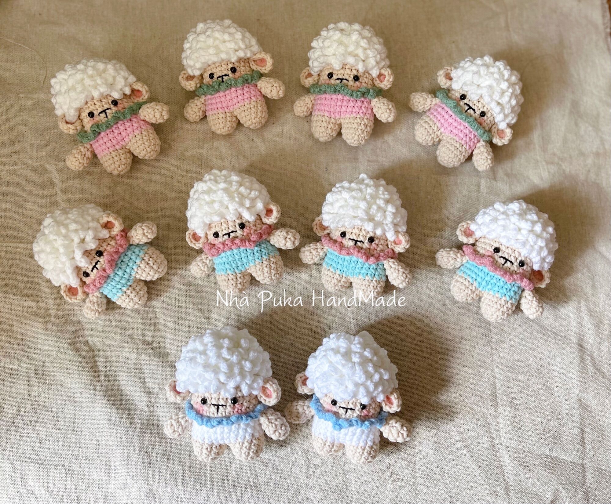 Móc khoá cừu bằng len handmade được chọn màu