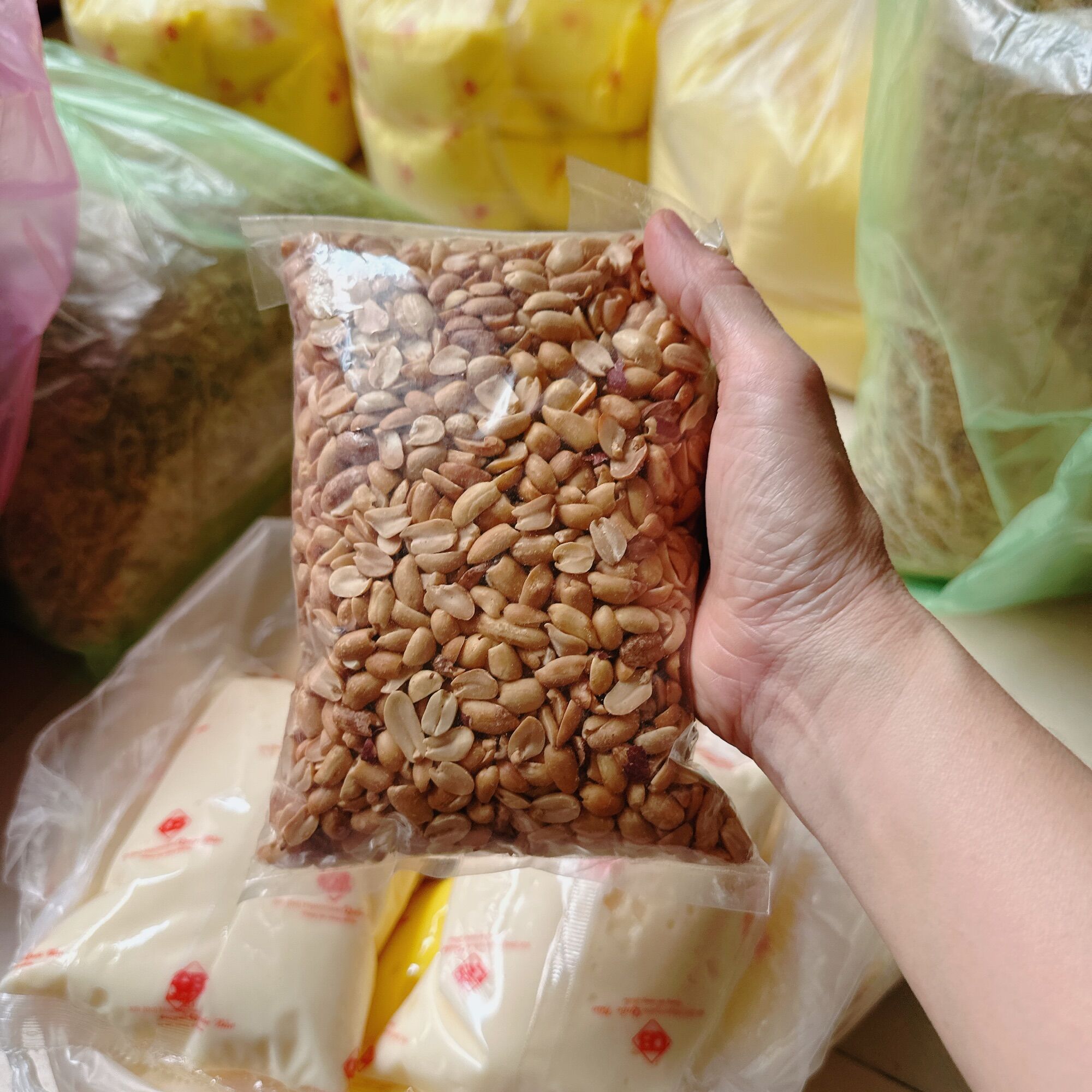 Đậu phộng rang - 1 bịch 500gram - HCM
