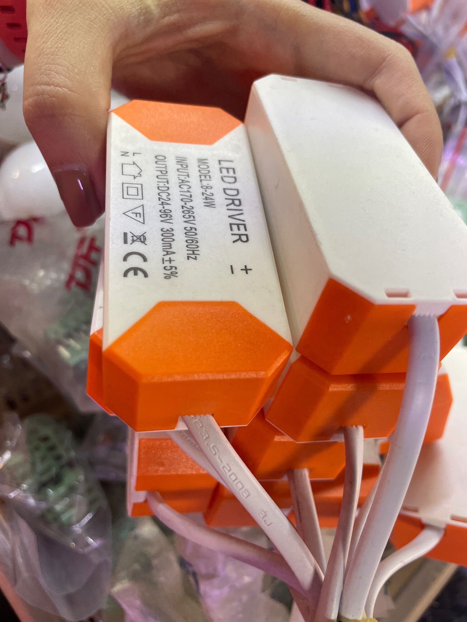 Chấn lưu cho đèn Led 8-24W