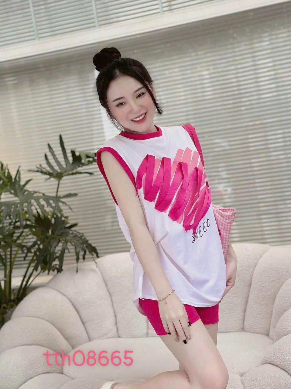 Bộ dạo phố xịn xò