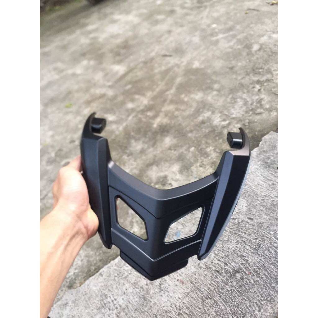 Xách tay sau xe điện xmen