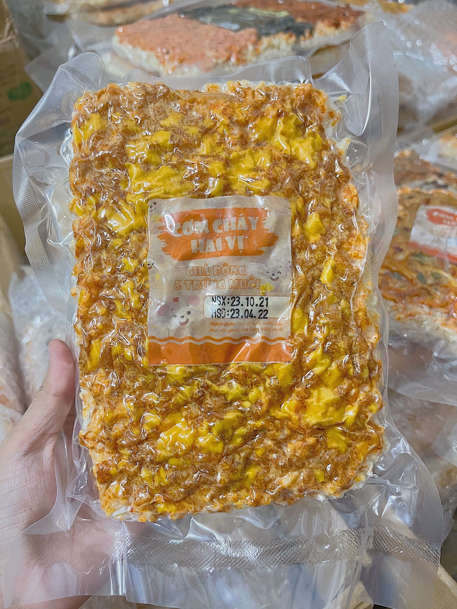 CƠM CHÁY ĐẶC BIỆT - Vị Chà Bông & Trứng Muối 180g