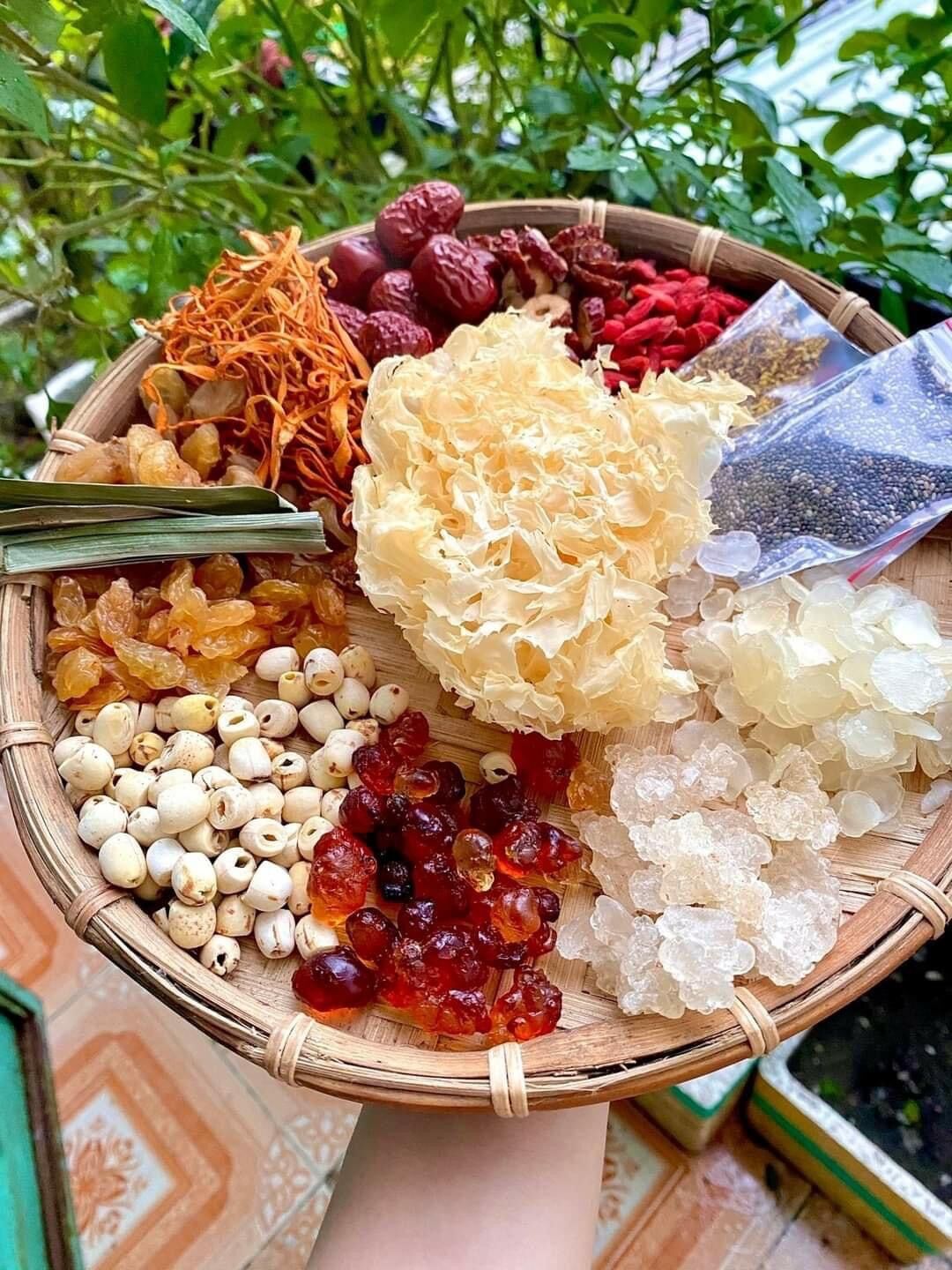 sét chè dưỡng nhan 400g 13vị