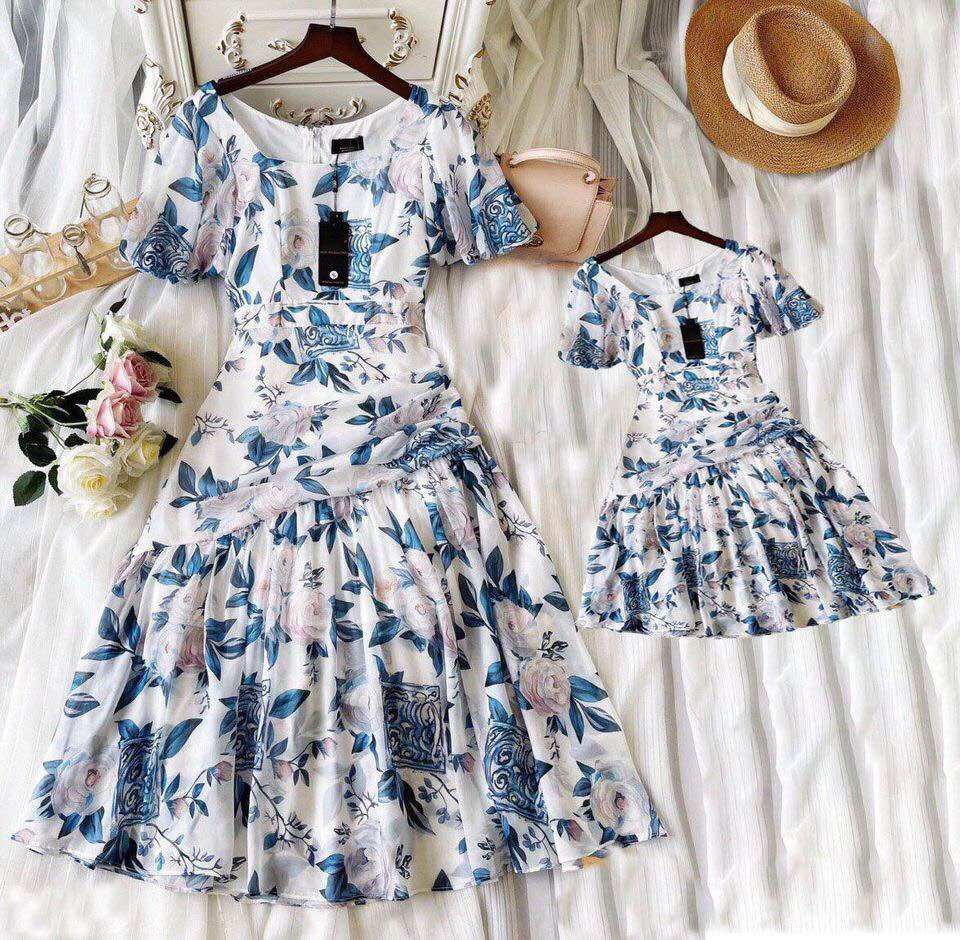 Đầm hoa đậu biếc đủ size mẹ & bé