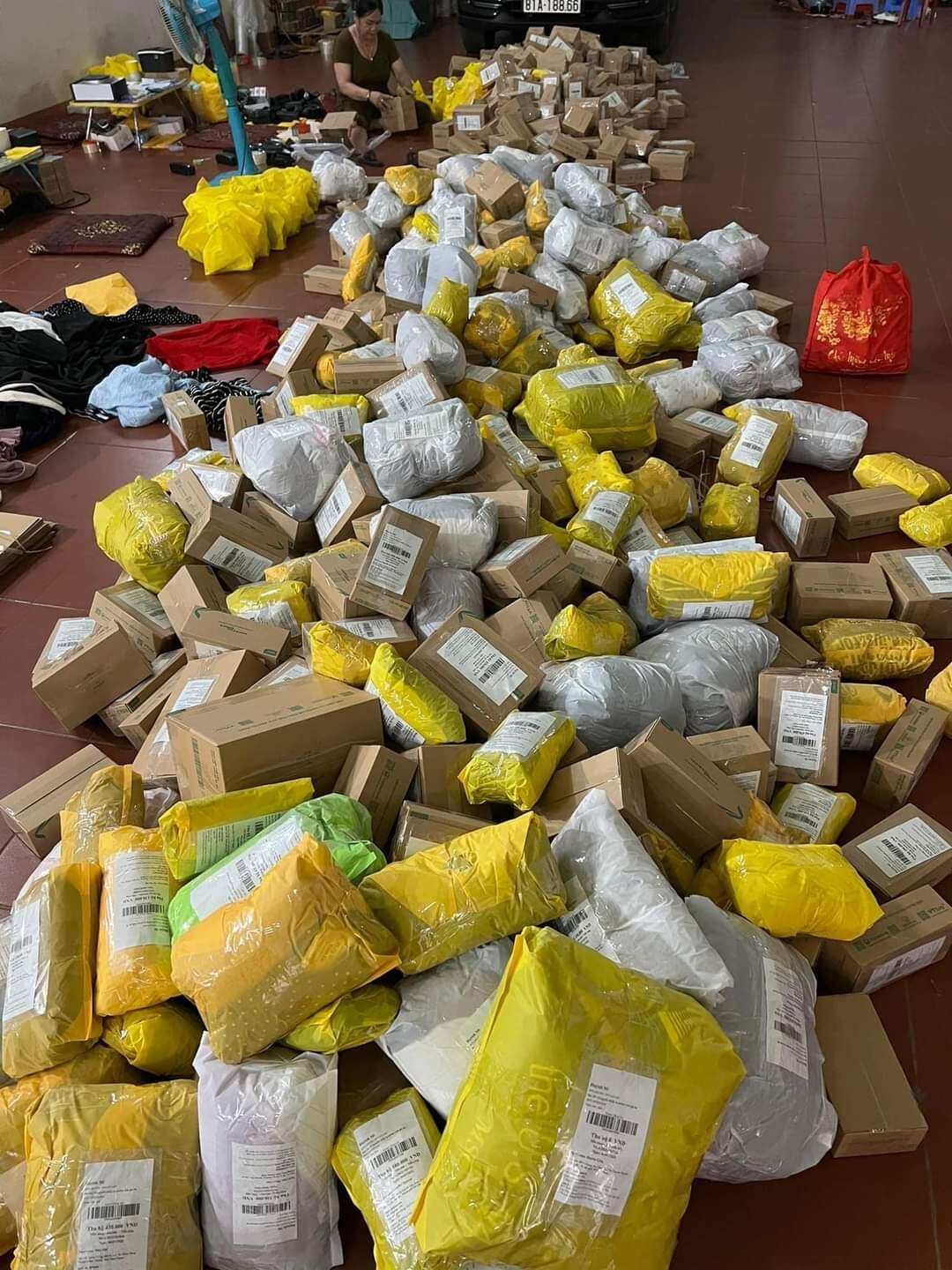 30 cái máng uống cho chim cút, bồ câu