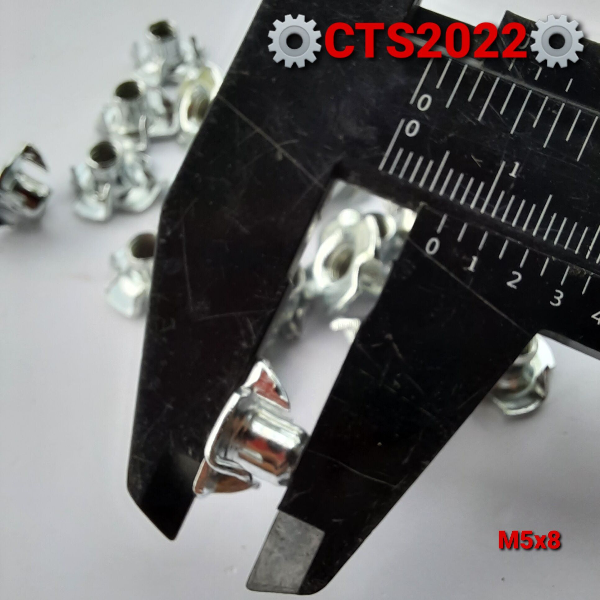 Ốc cấy M5x8 chuyên dụng cho đồ gỗ