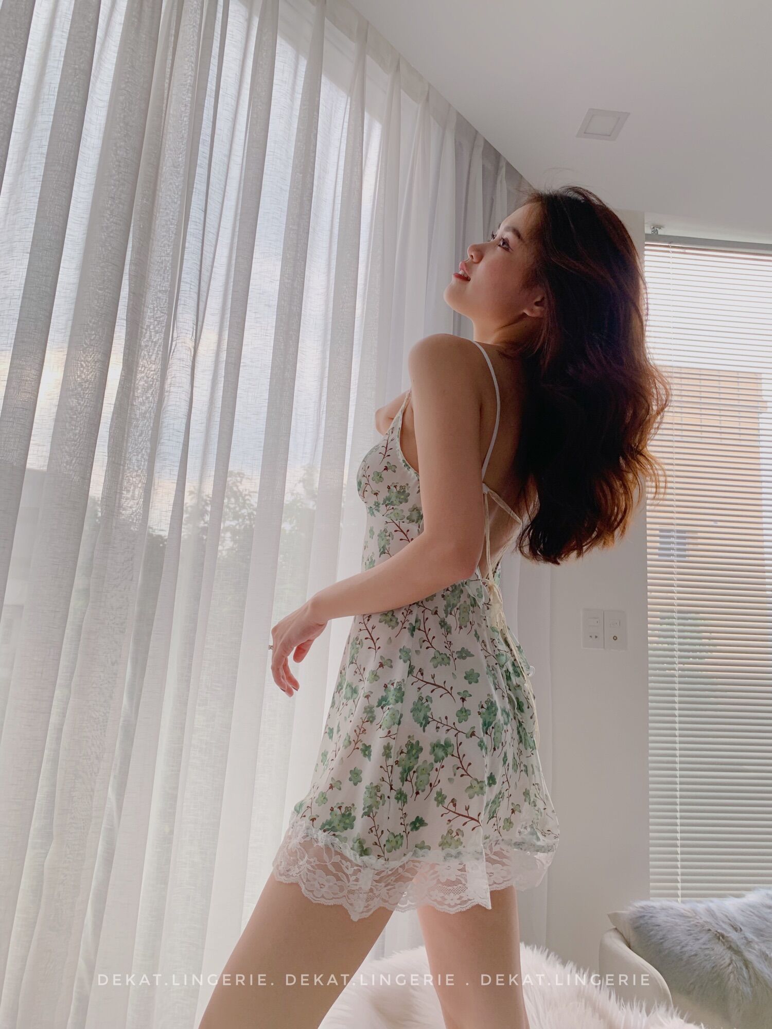 Đầm ngủ Lily hoa nhí (voan phối ren mềm mịn)