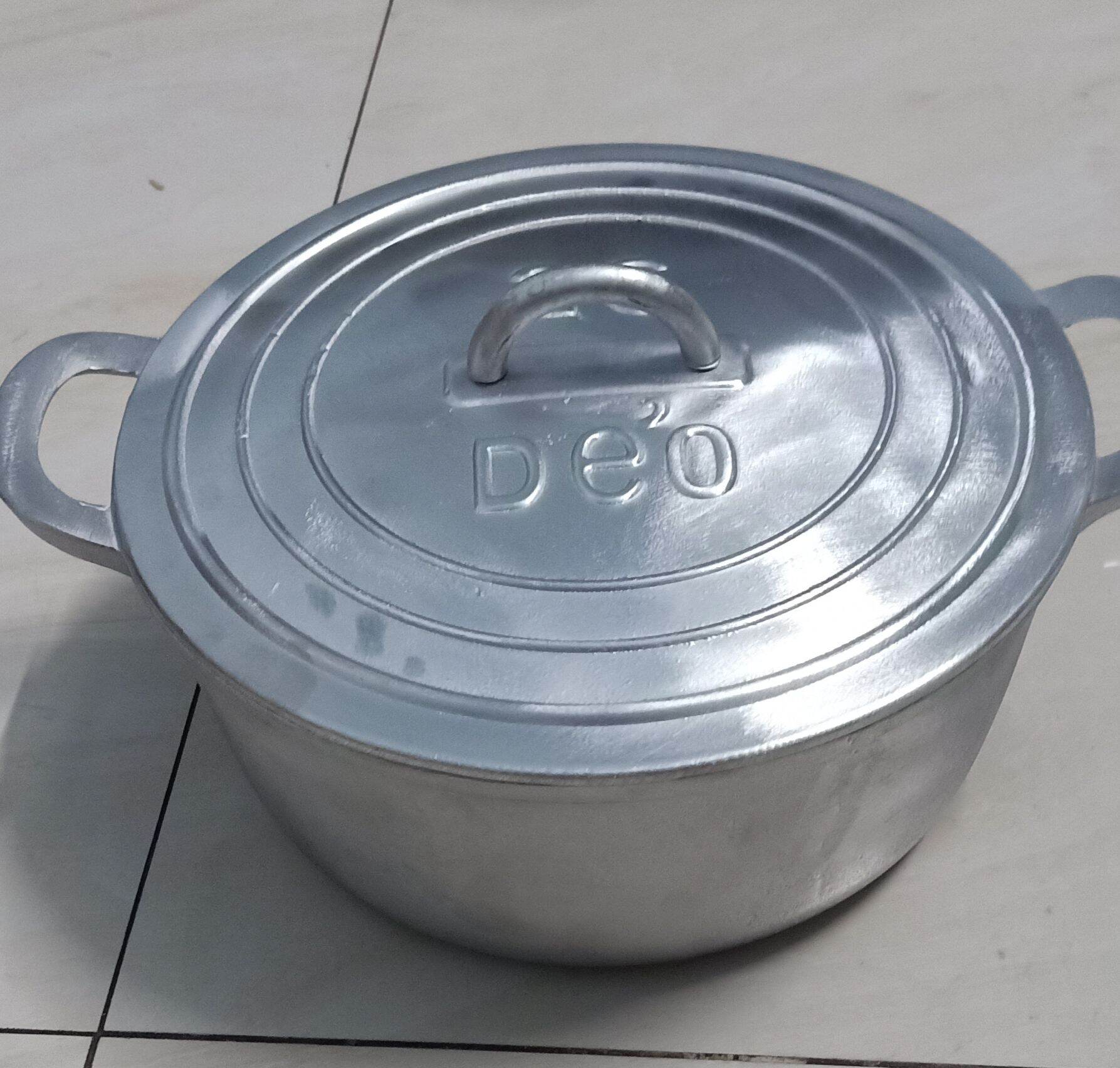 NỒI GANG ĐÚC BẰNG KHUÔN SẮT26CM
