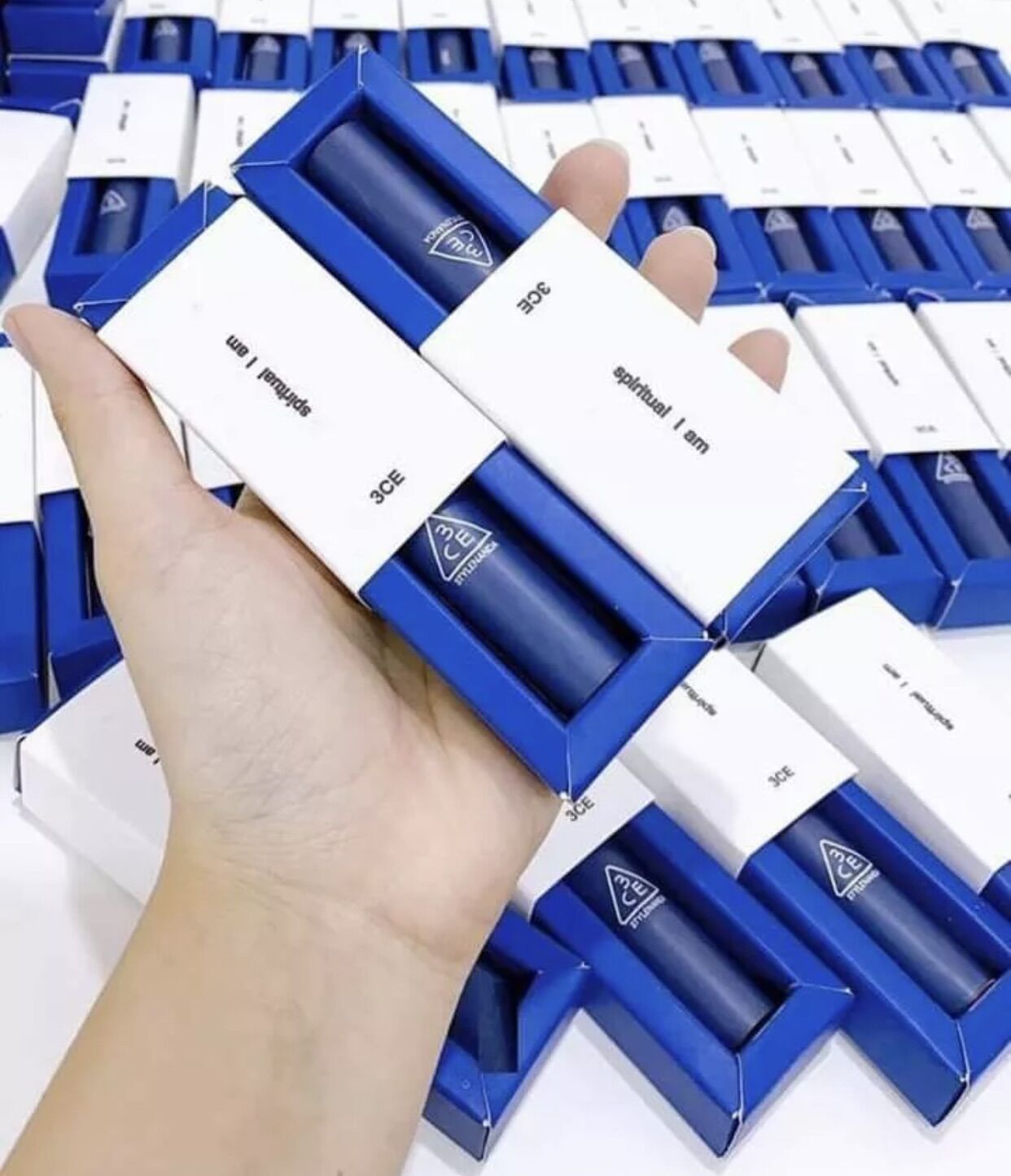 Son môi cao cấp 3ce siêu lì lâu trôi chống nước mịn môi