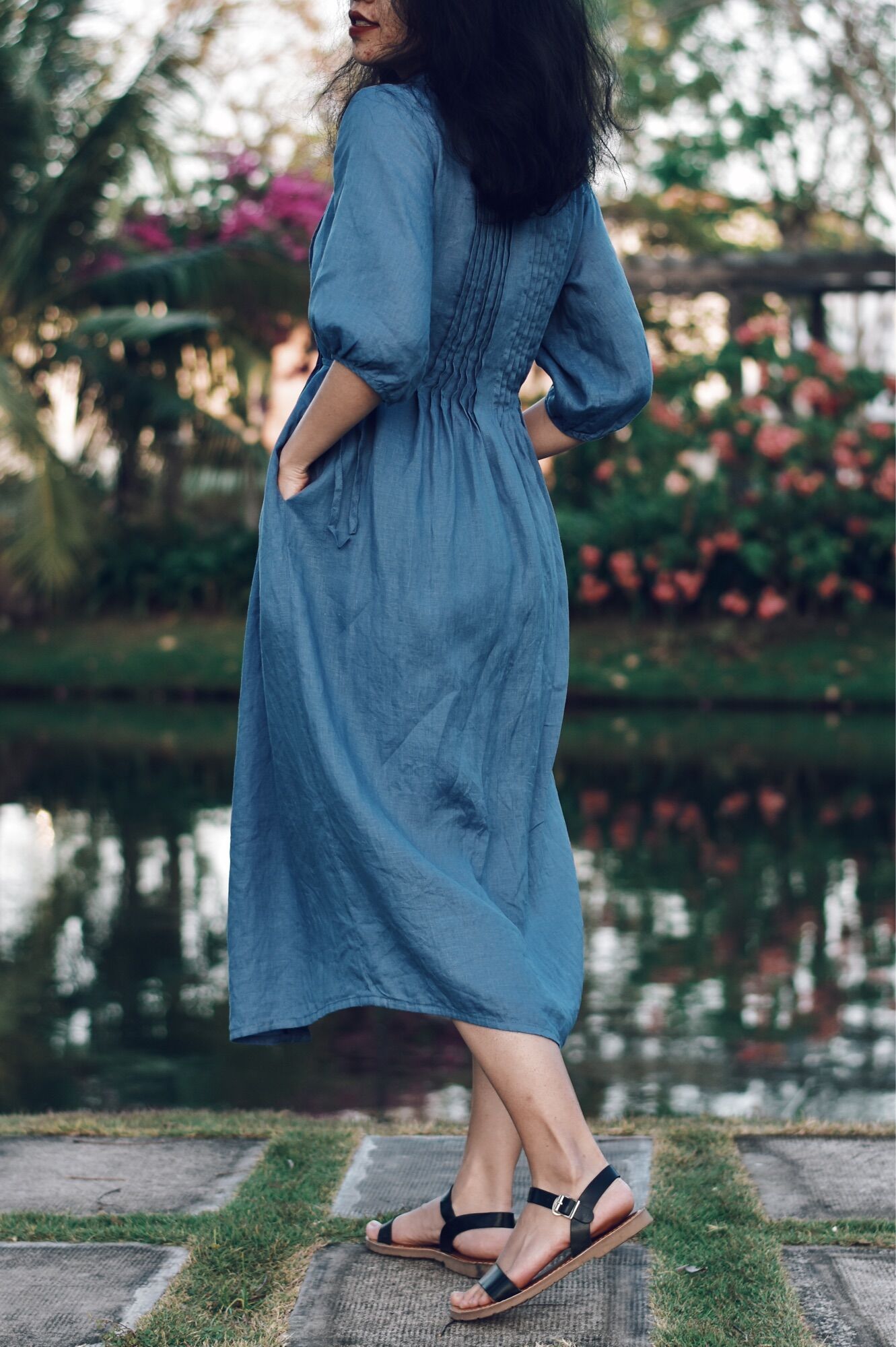 Đầm linen thắt eo