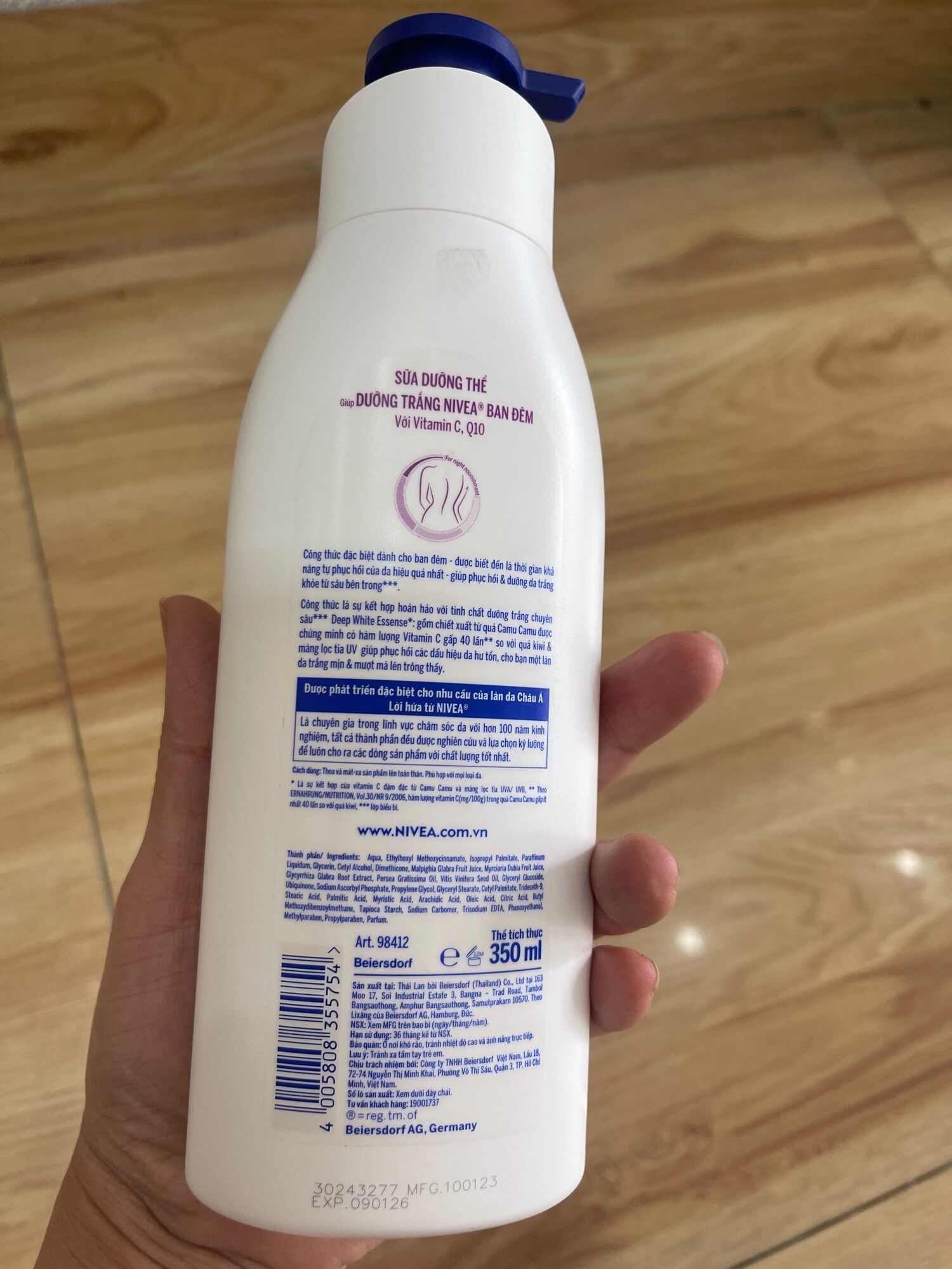 Sữa Dưỡng Thể Trắng Da Nivea (350ml)