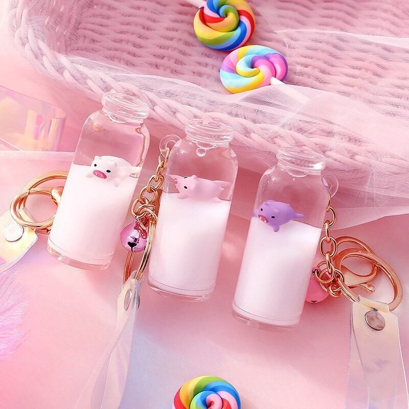 Móc khoá bình sữa heo con trend tik tok