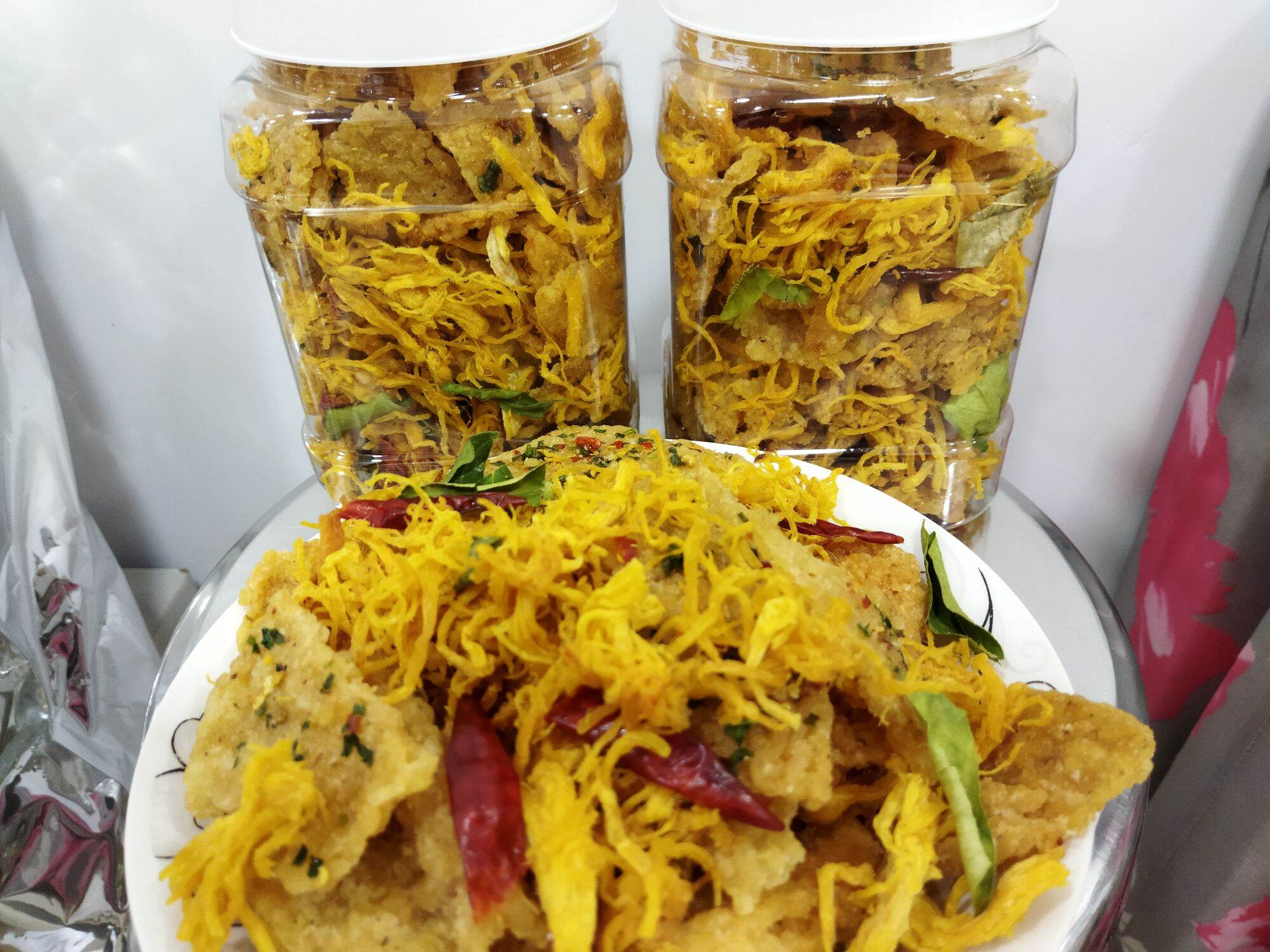 Combo 1ký 2 hũ cơm cháy lắc khô gà loại 1 - giòn ngon