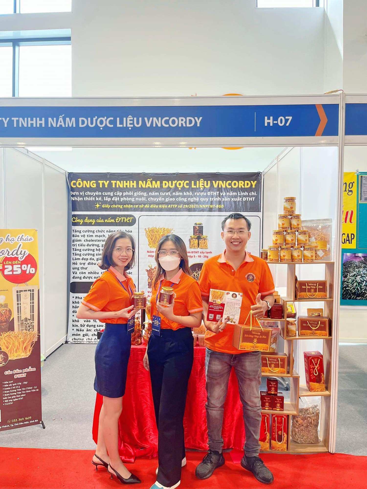 Đông Trùng Hạ Thảo Sấy Thăng Hoa VnCordy 50g - Sức Khỏe Bền Vững Từ Thiên Nhiên
