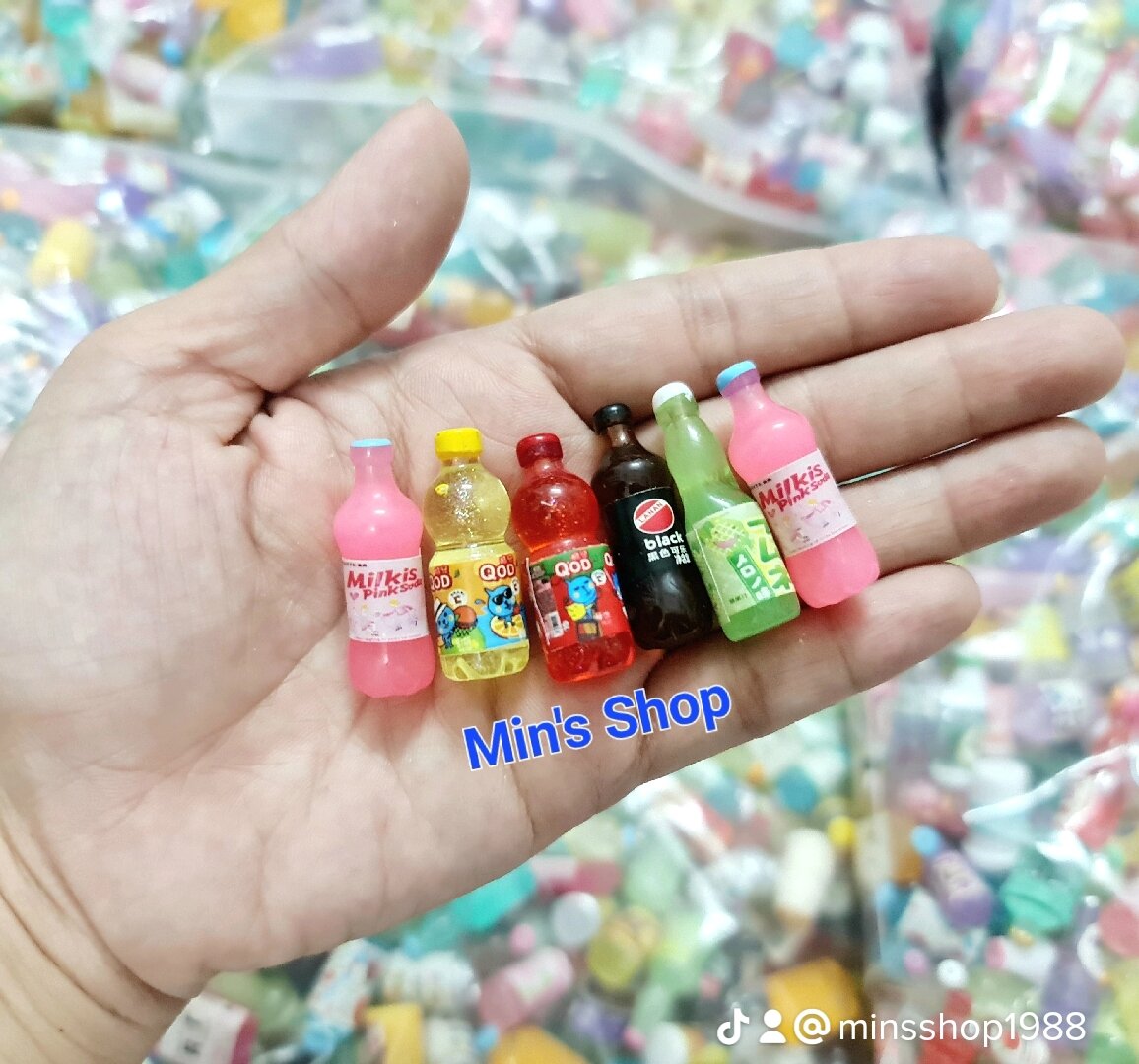 Set 100 charm hình chai nước nhiều loại dễ thương