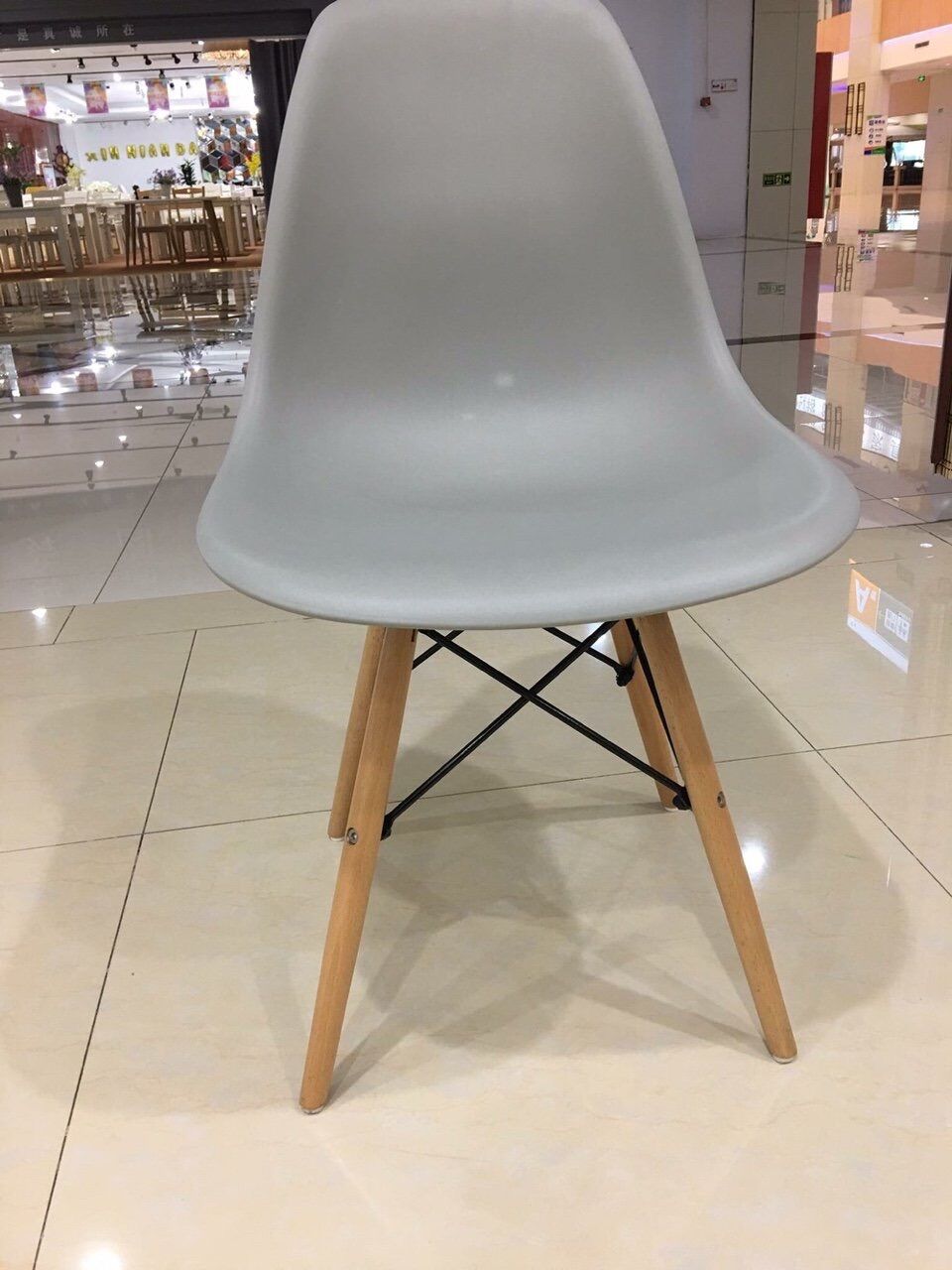 Combo 06 ghế nhựa eames ( 210k/ 1 ghế )