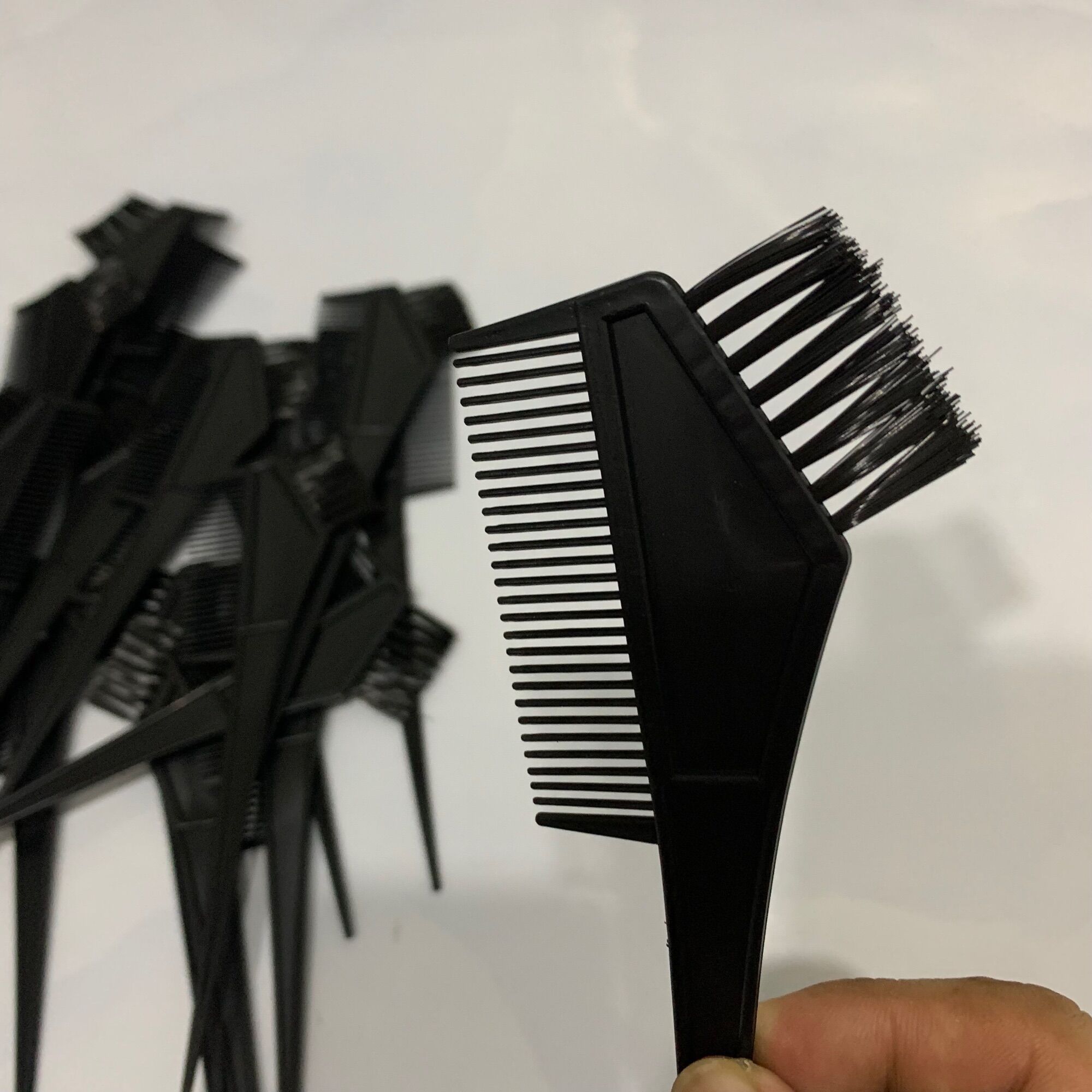 CỌ NHUỘM THƯỜNG 2 trong 1 ( cọ và lược chải)