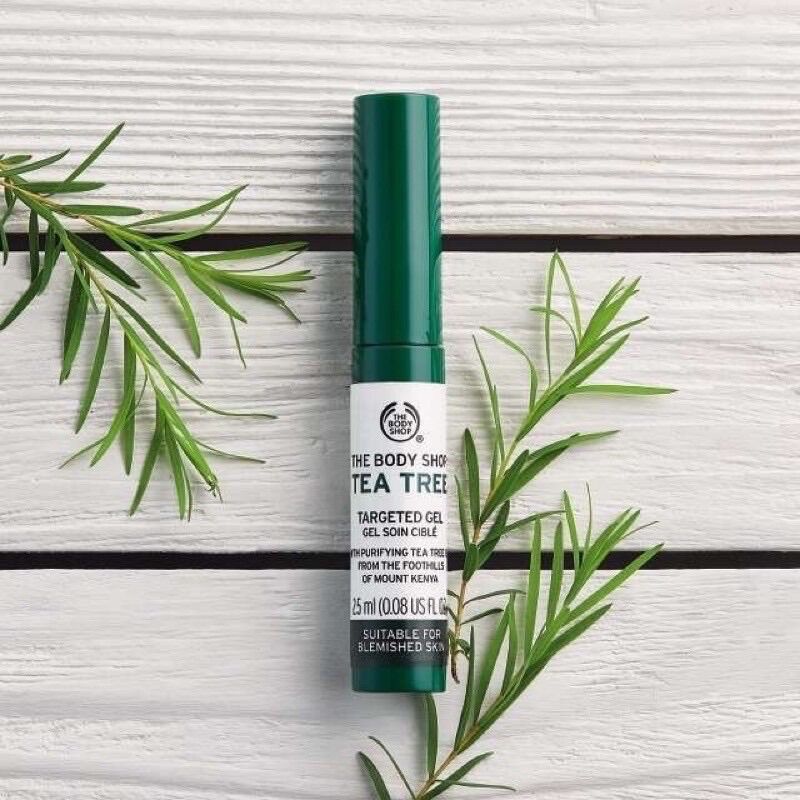 Thanh gel chấm mụn The Body Shop Tea Tree 2.5ml
