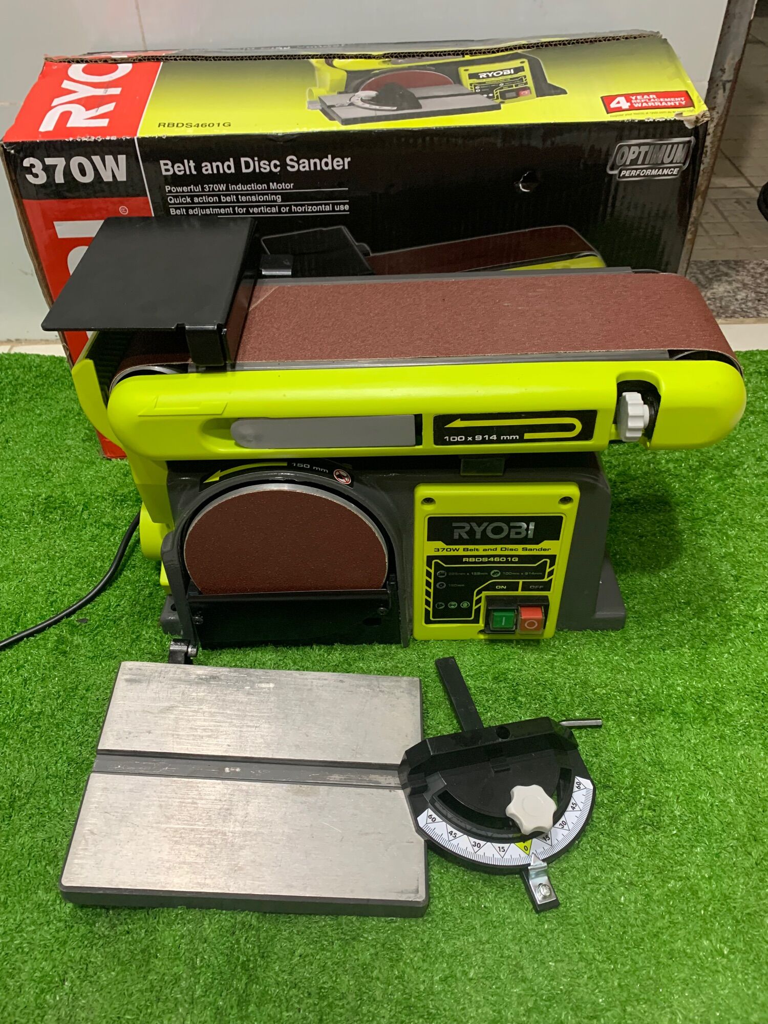 Máy Chà Nhám Băng Ryobi