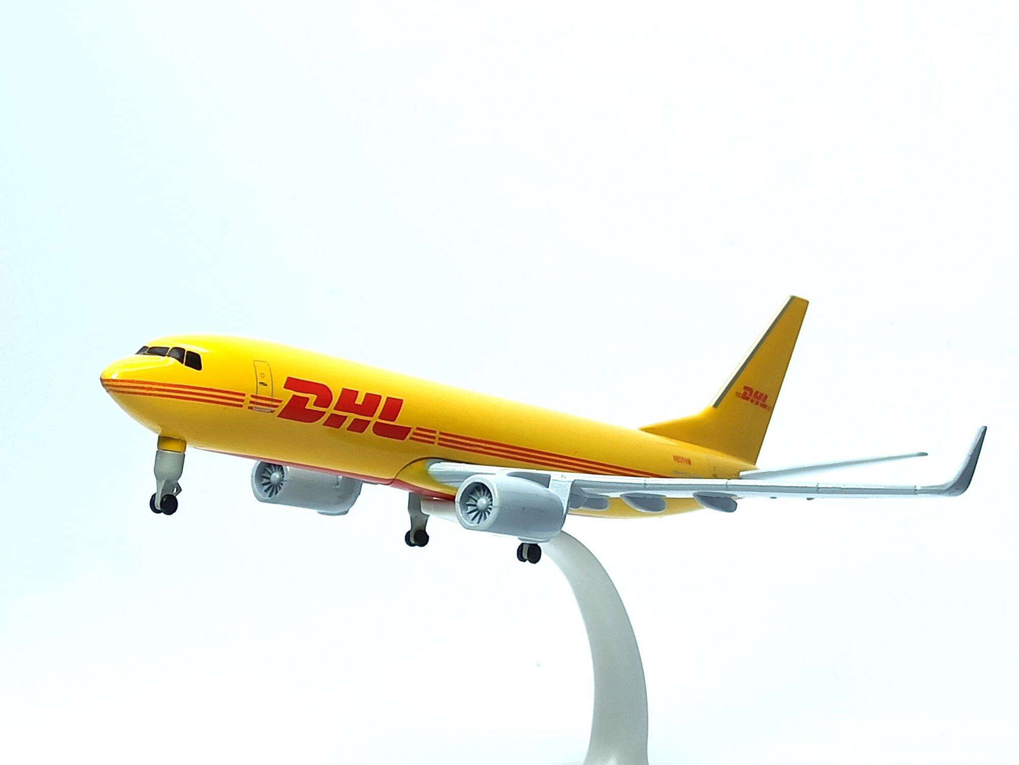 Tổng hợp 85+ hình về máy bay mô hình DHL 46cm: Với bộ sưu tập 85+ hình ảnh về chiếc máy bay mô hình DHL 46cm tuyệt đẹp, daotaonec sẽ cho bạn khám phá cả một thế giới về các loại máy bay và thành tựu kỹ thuật trong ngành hàng không!