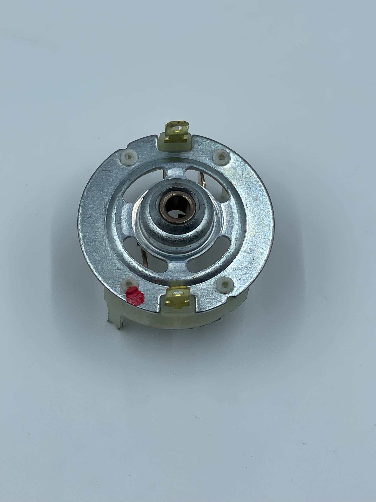 Đế chổi than thay thế cho motor 775