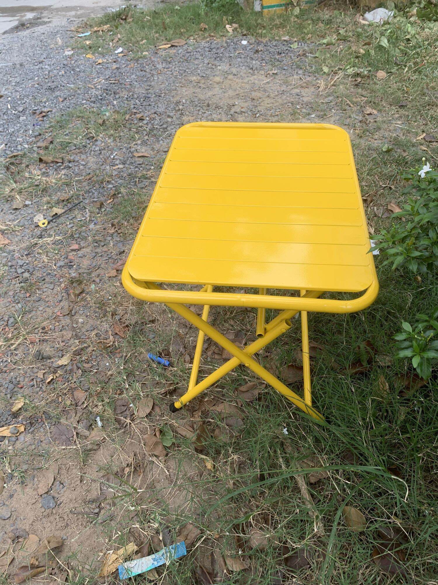 Ghế picnic tay vịn gỗ ( Combo 2 ghế + 1 bàn Mặt CNC )