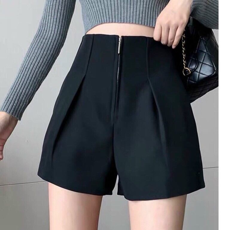 Quần Short Cạp Liền Khoá Trước