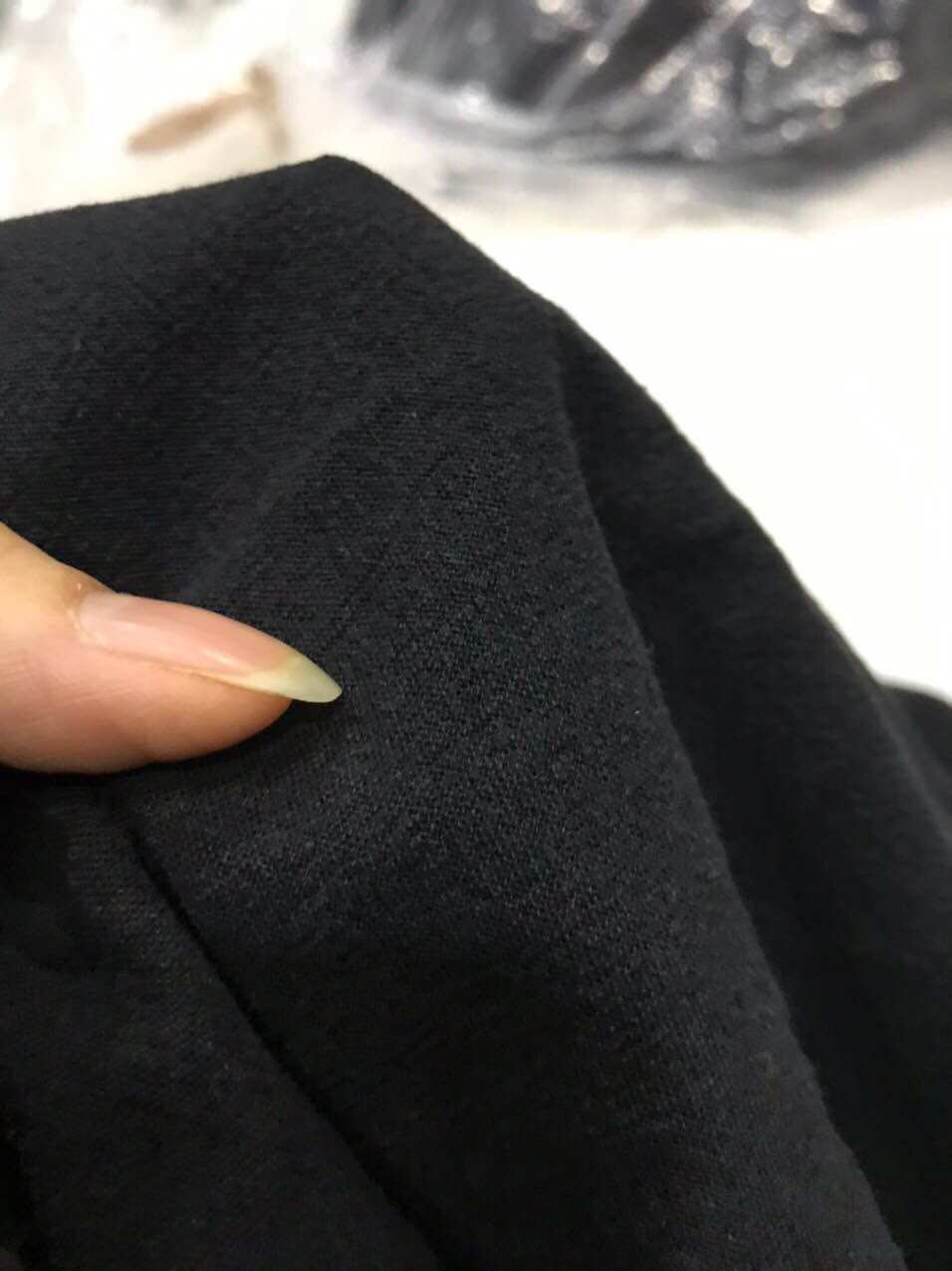 Vải Linen bột màu đen dày mềm may Quần ,đầm váy, đồ kiều thời trang
